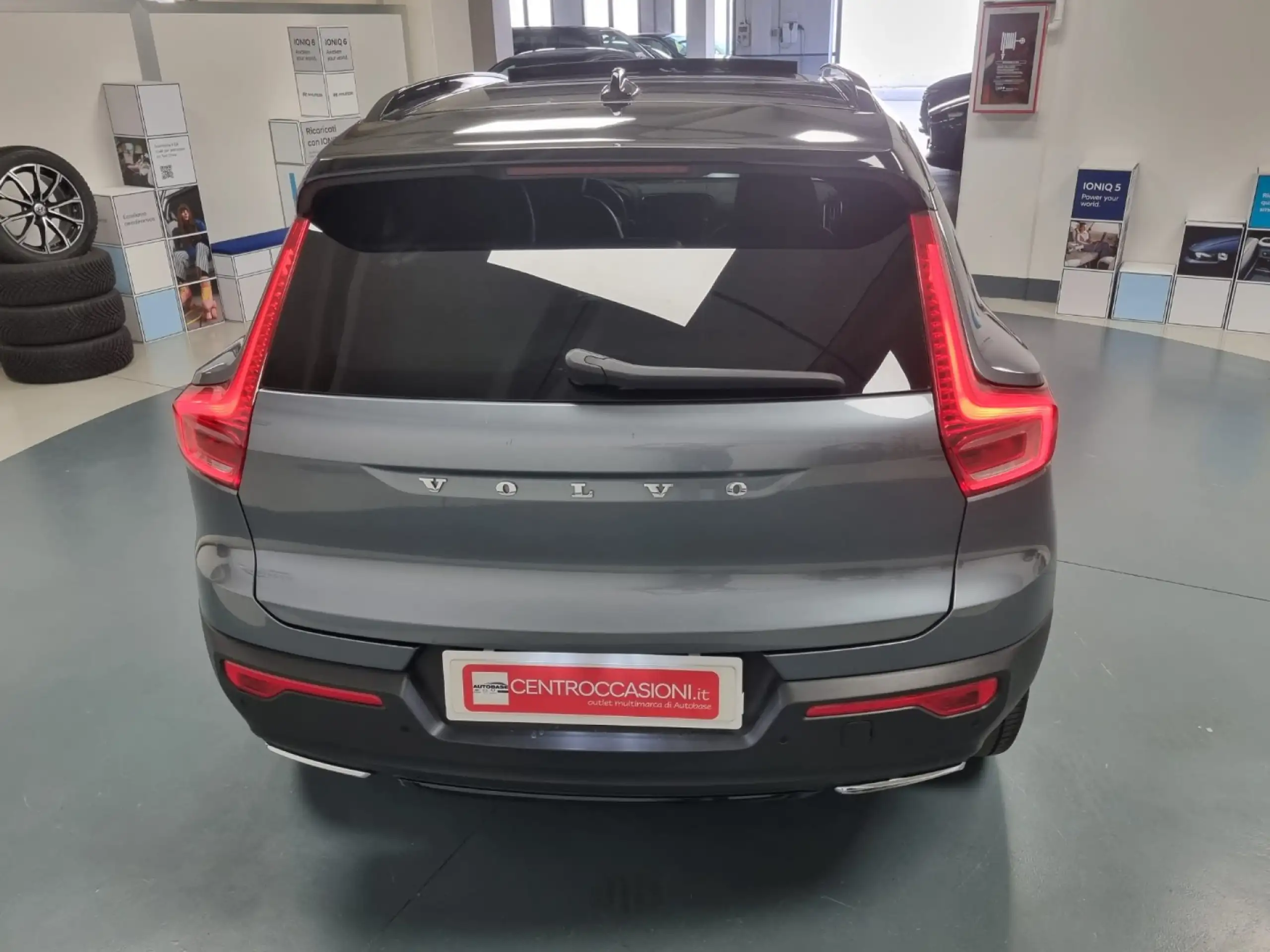 Volvo - XC40