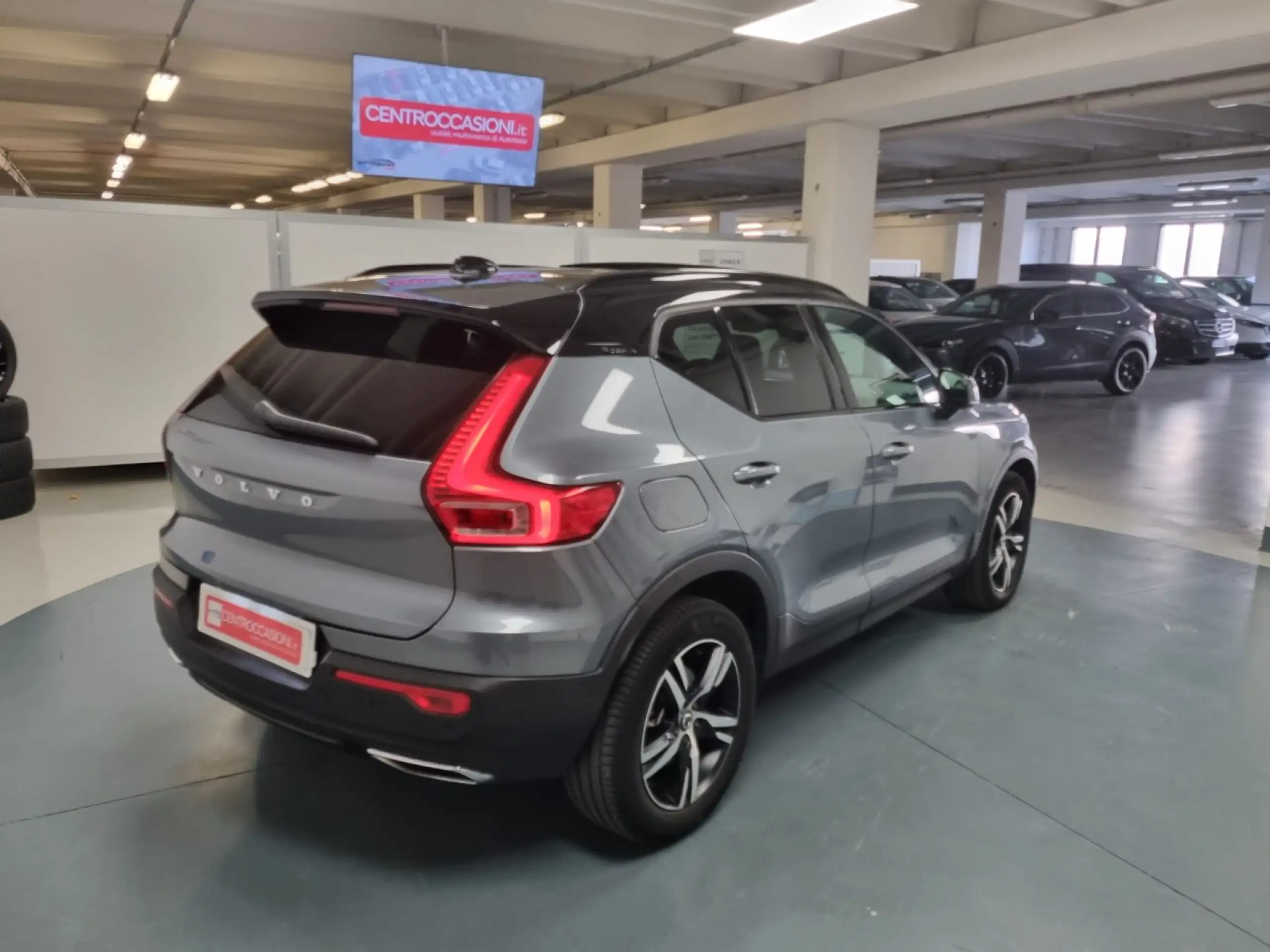 Volvo - XC40