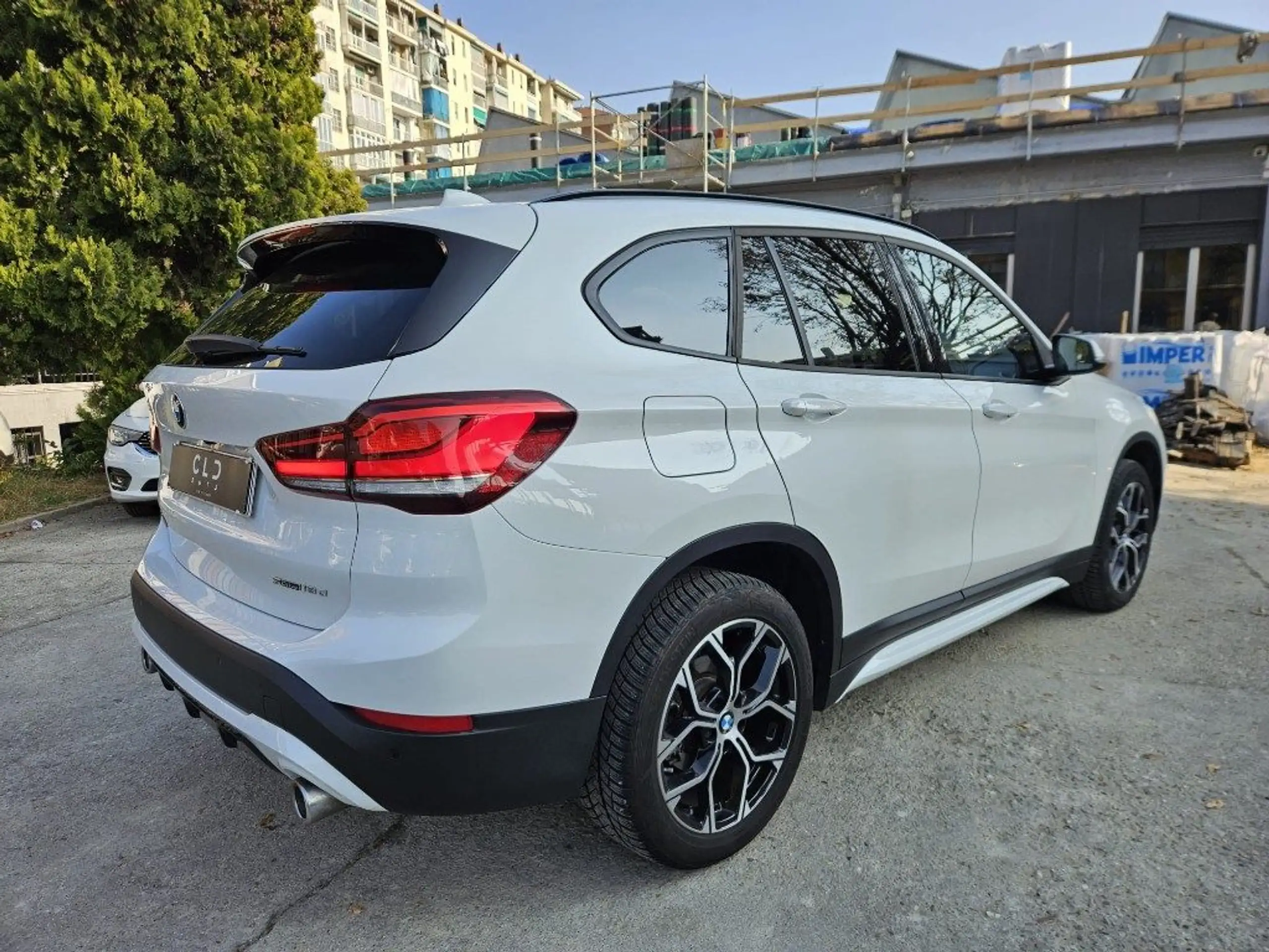 BMW - X1