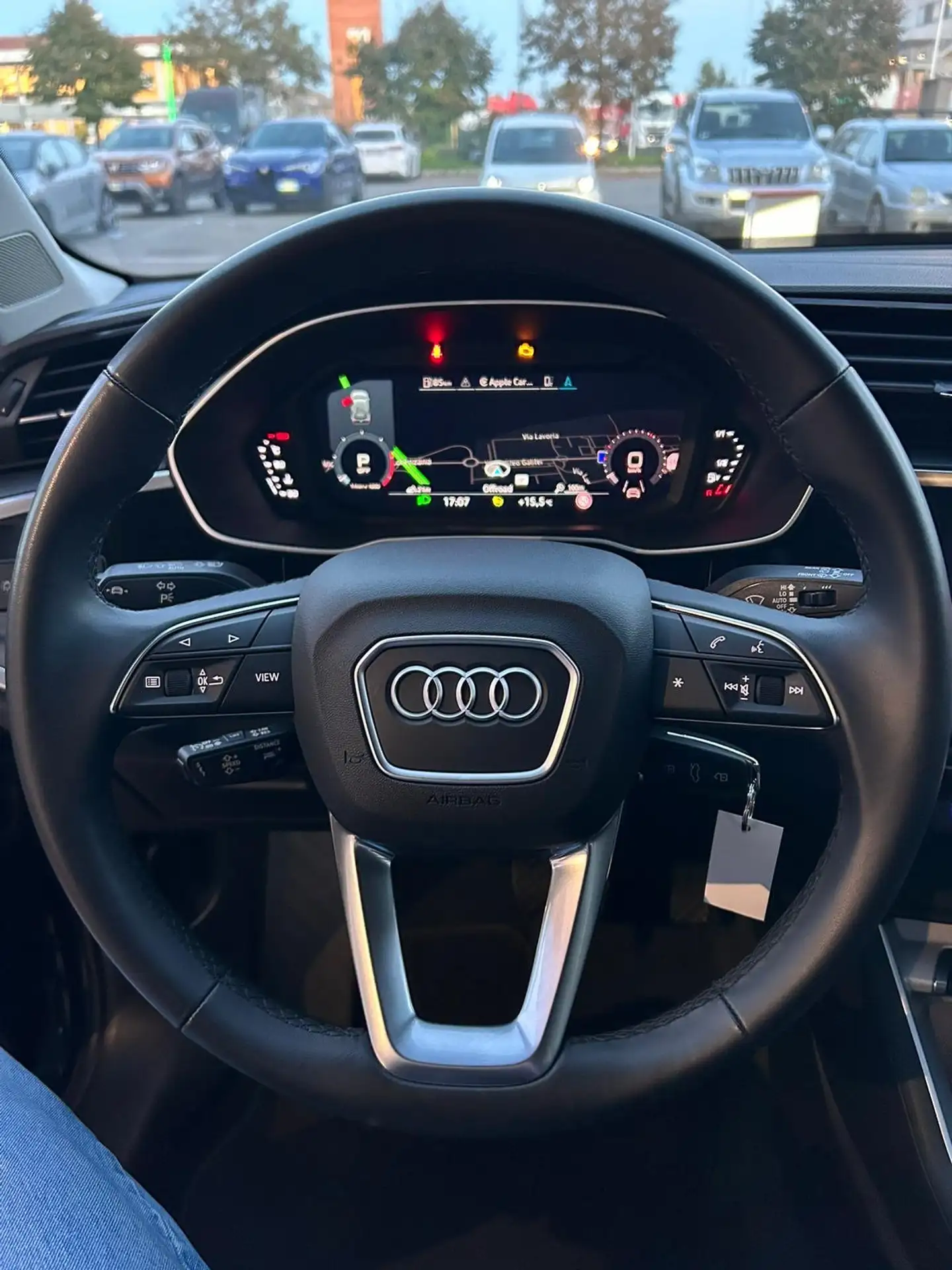 Audi - Q3