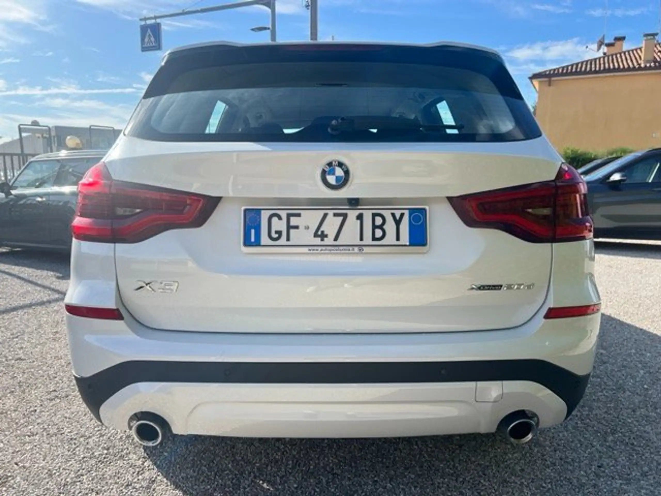 BMW - X3