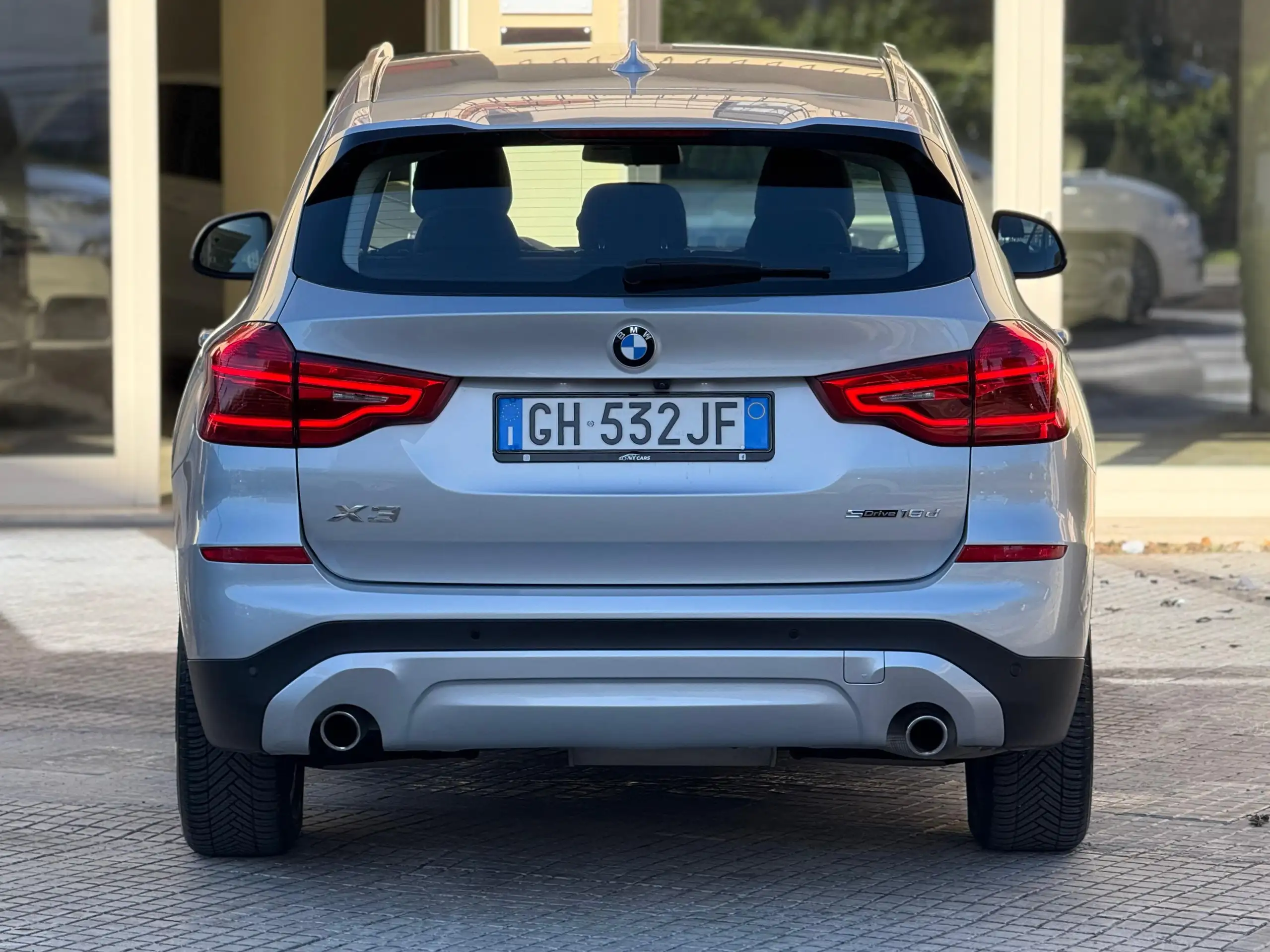 BMW - X3