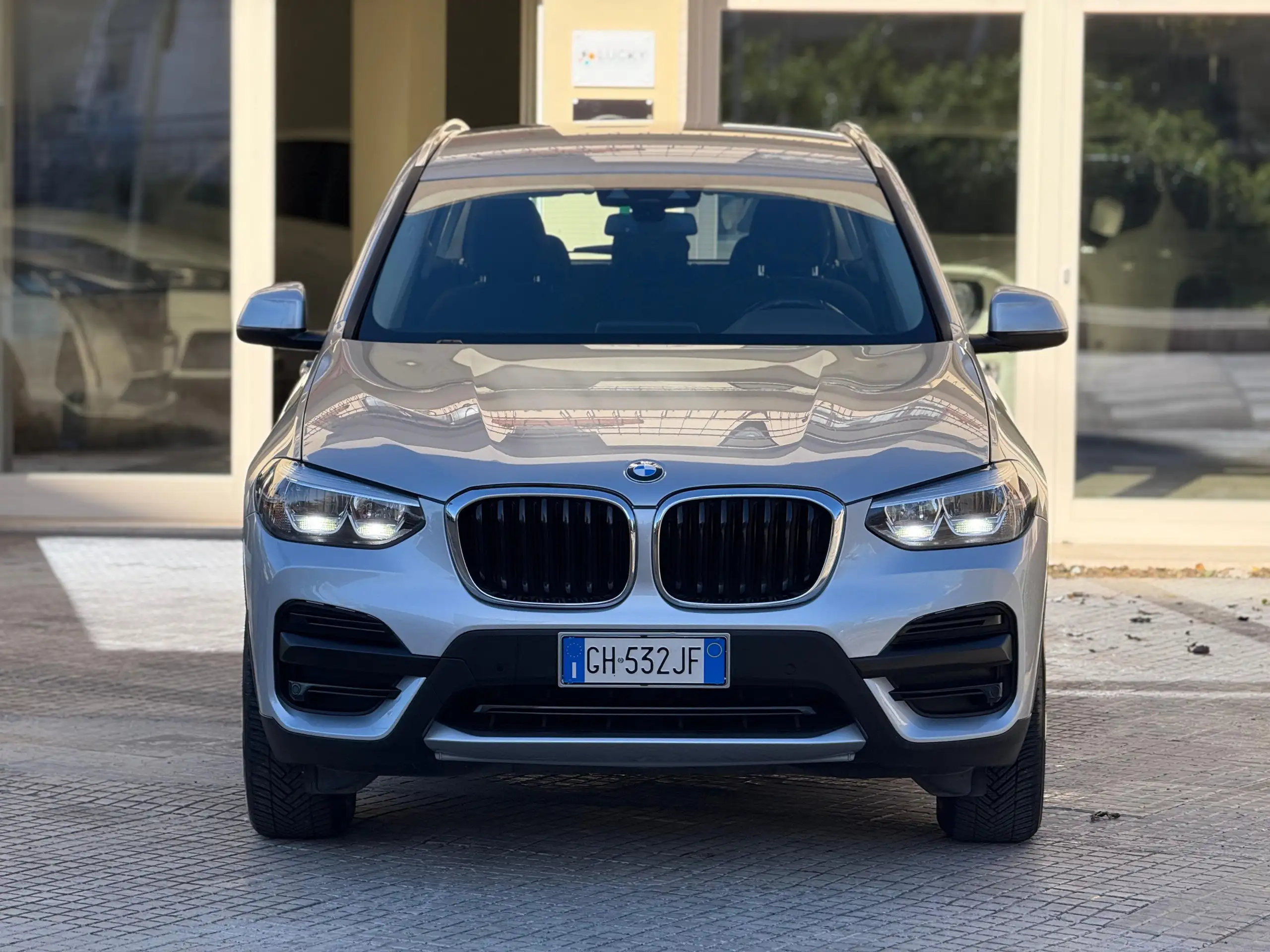 BMW - X3