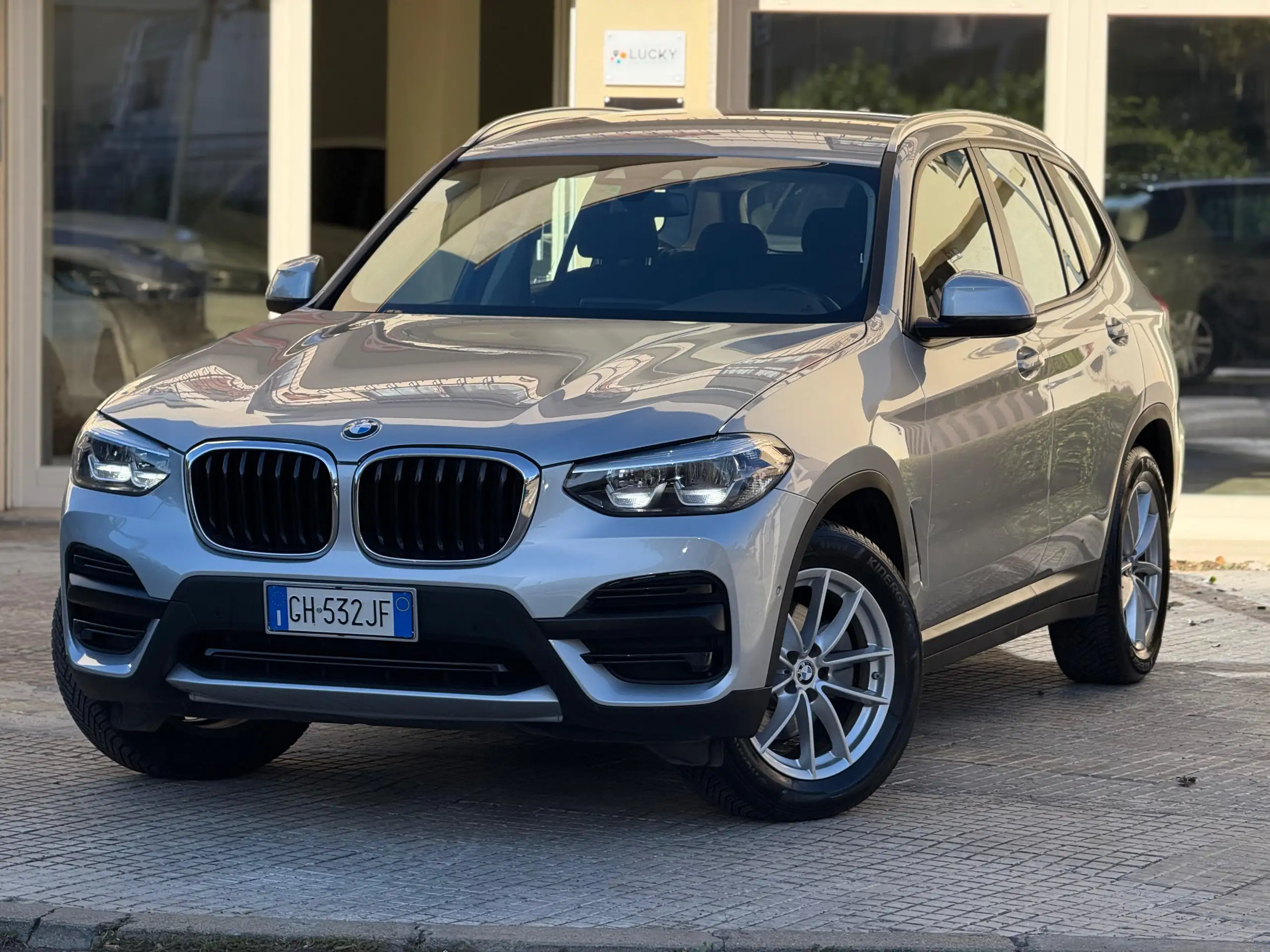 BMW - X3