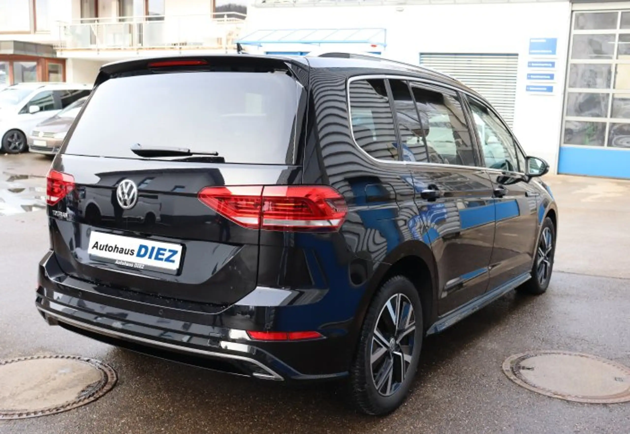 Volkswagen - Touran