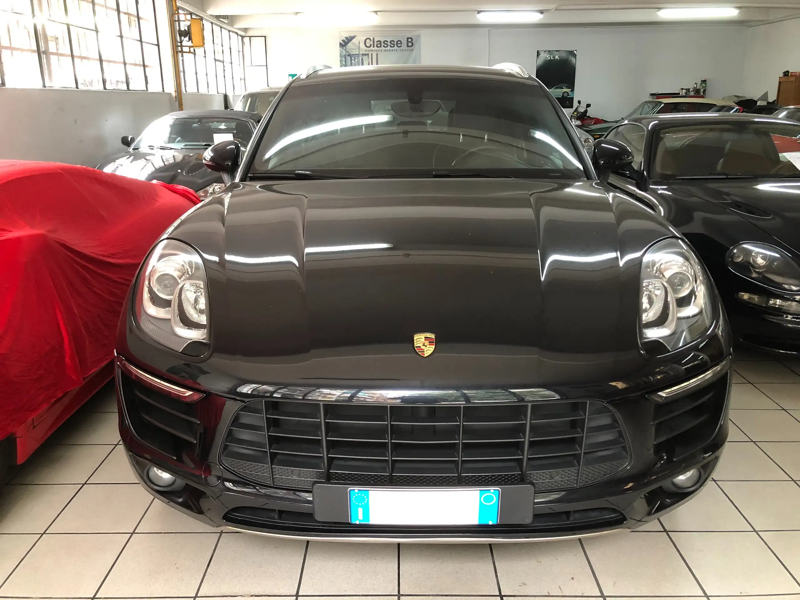 Porsche - Macan