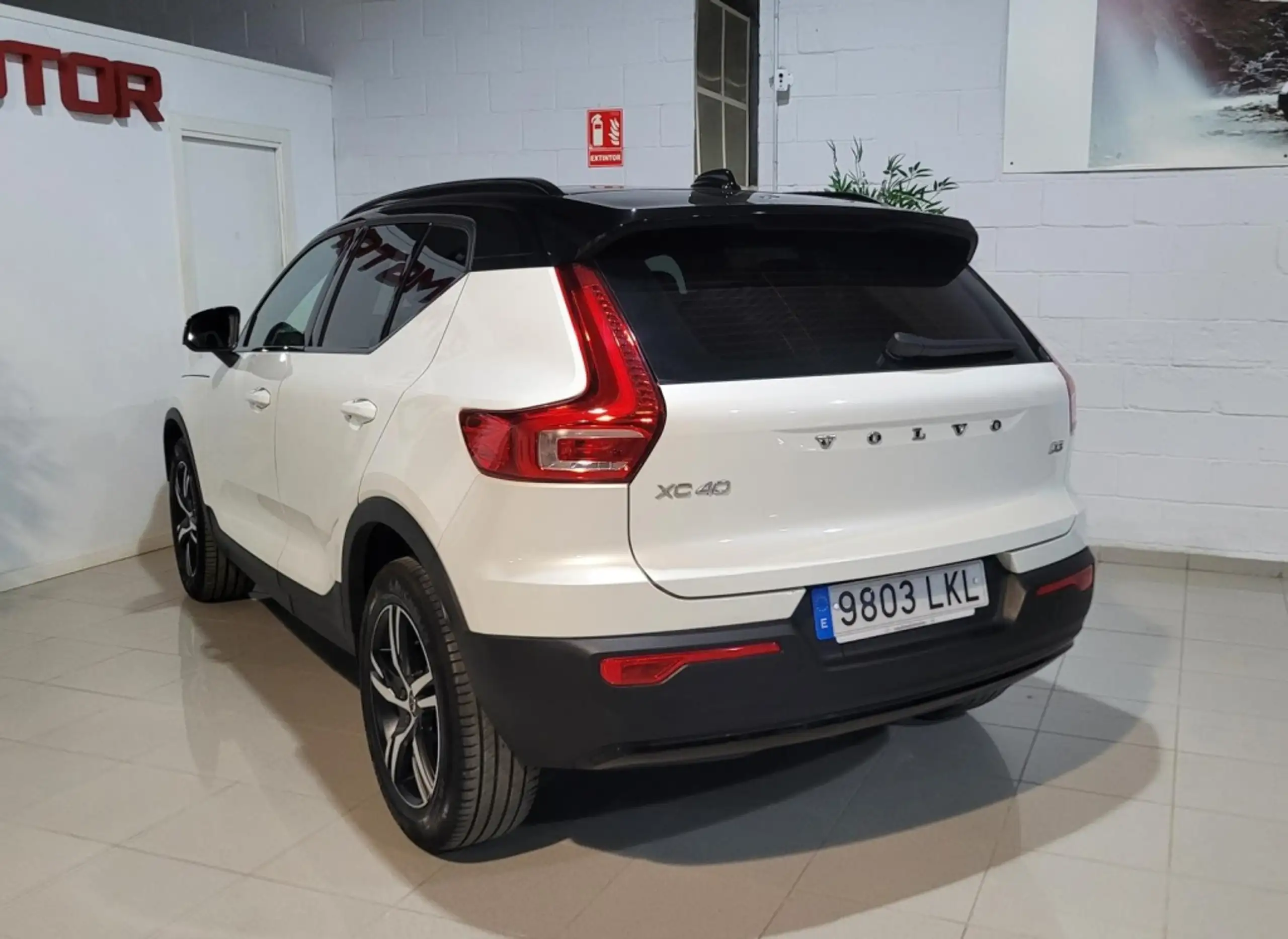 Volvo - XC40