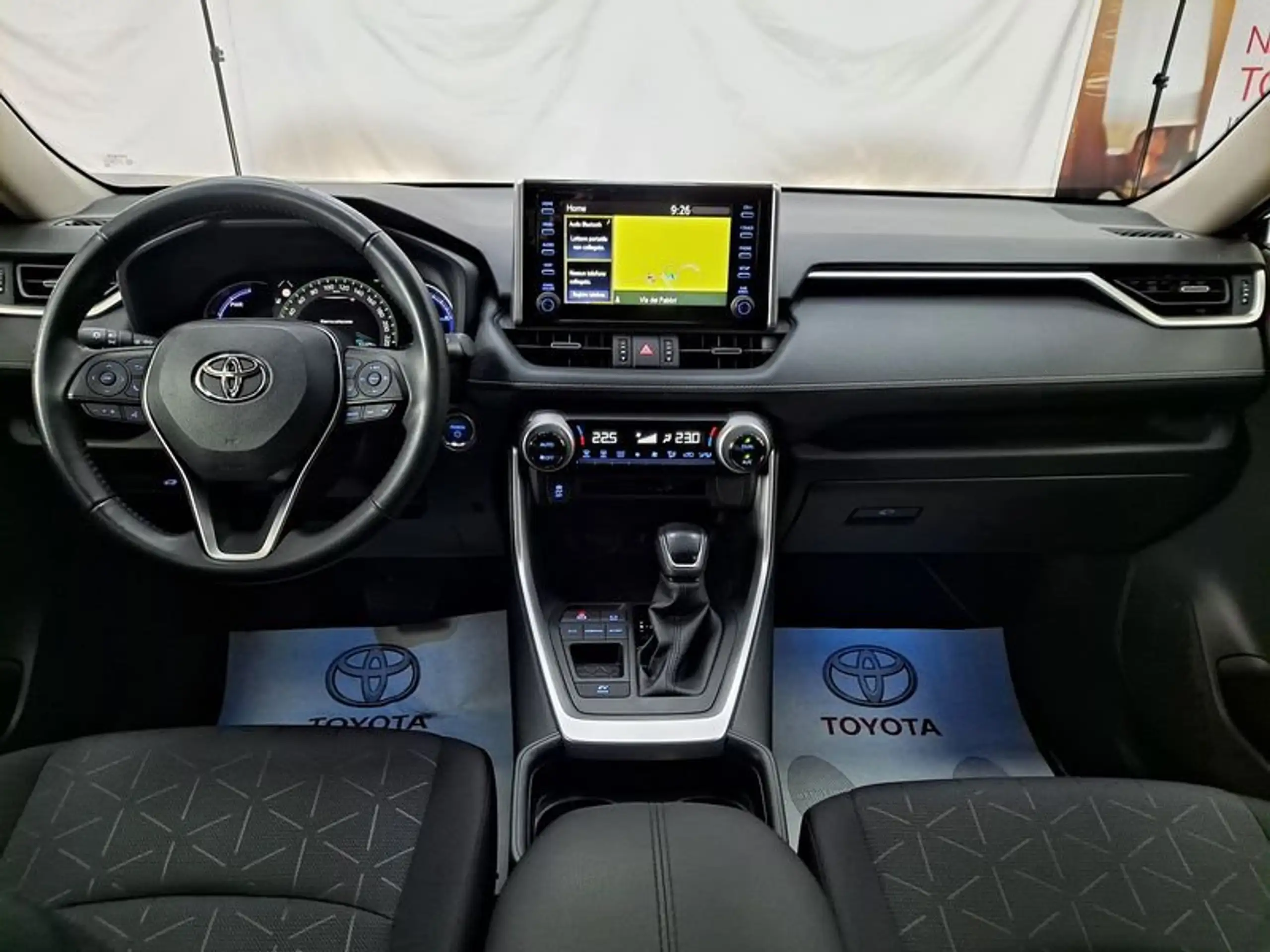 Toyota - RAV 4