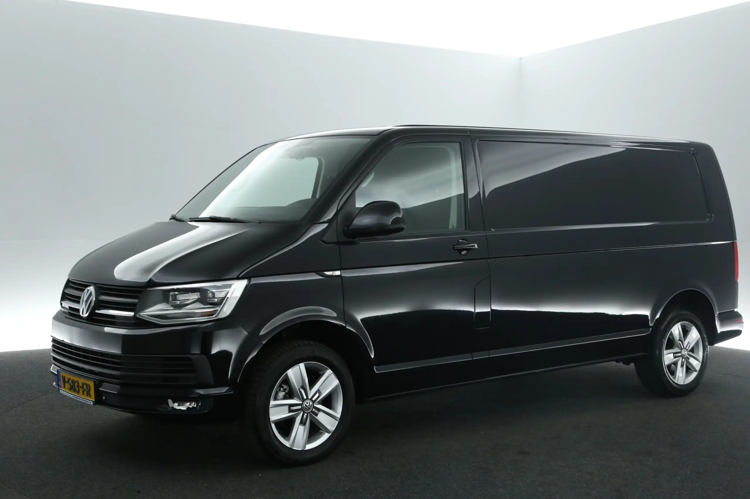 Volkswagen - T6 Transporter