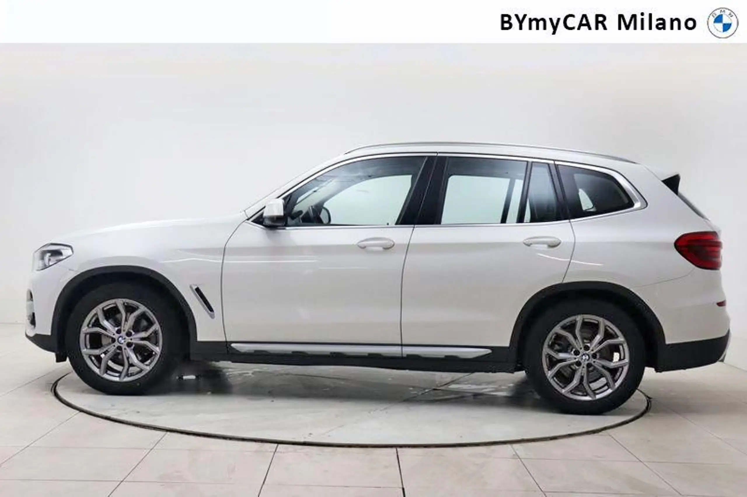 BMW - X3