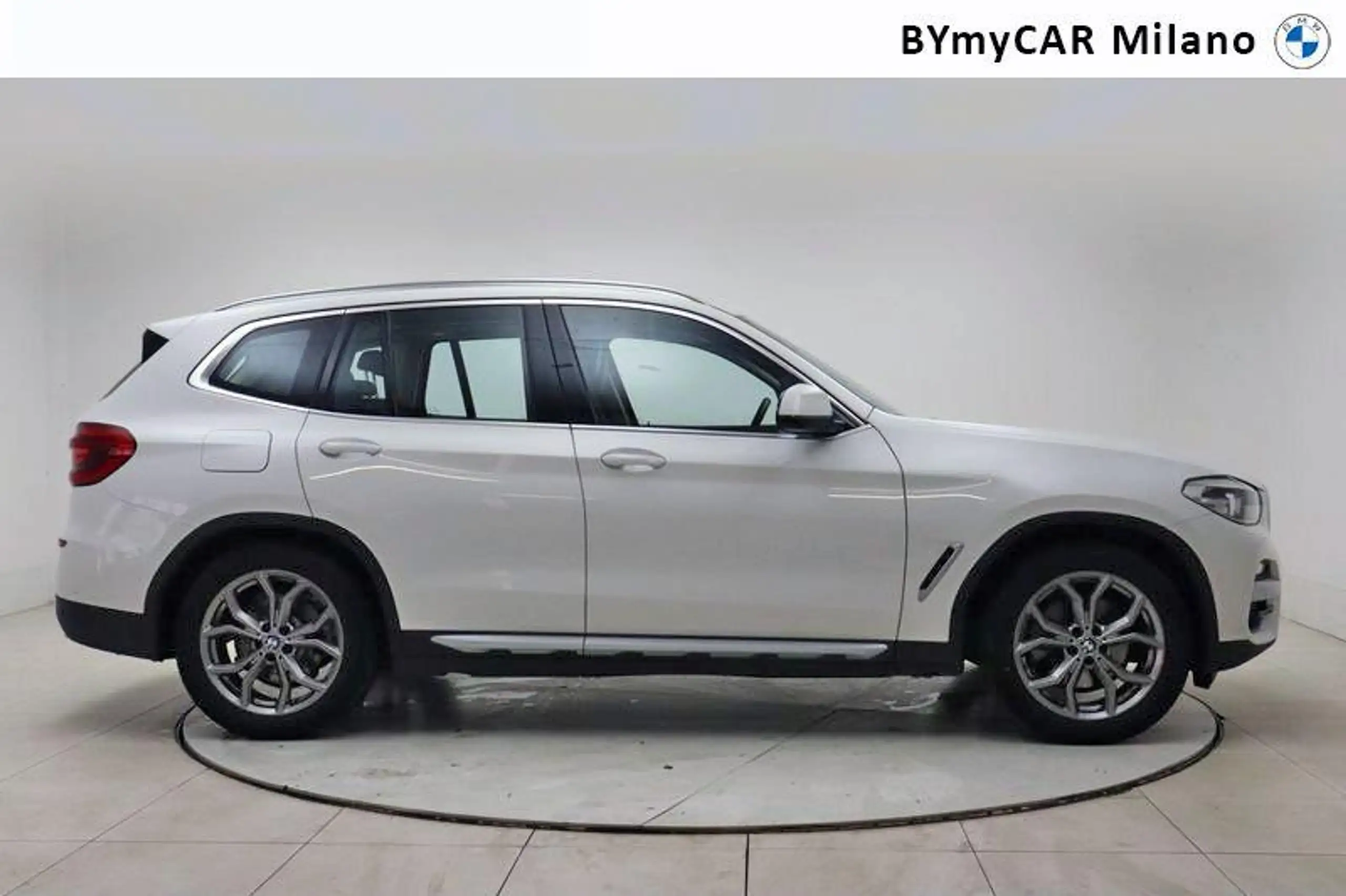 BMW - X3