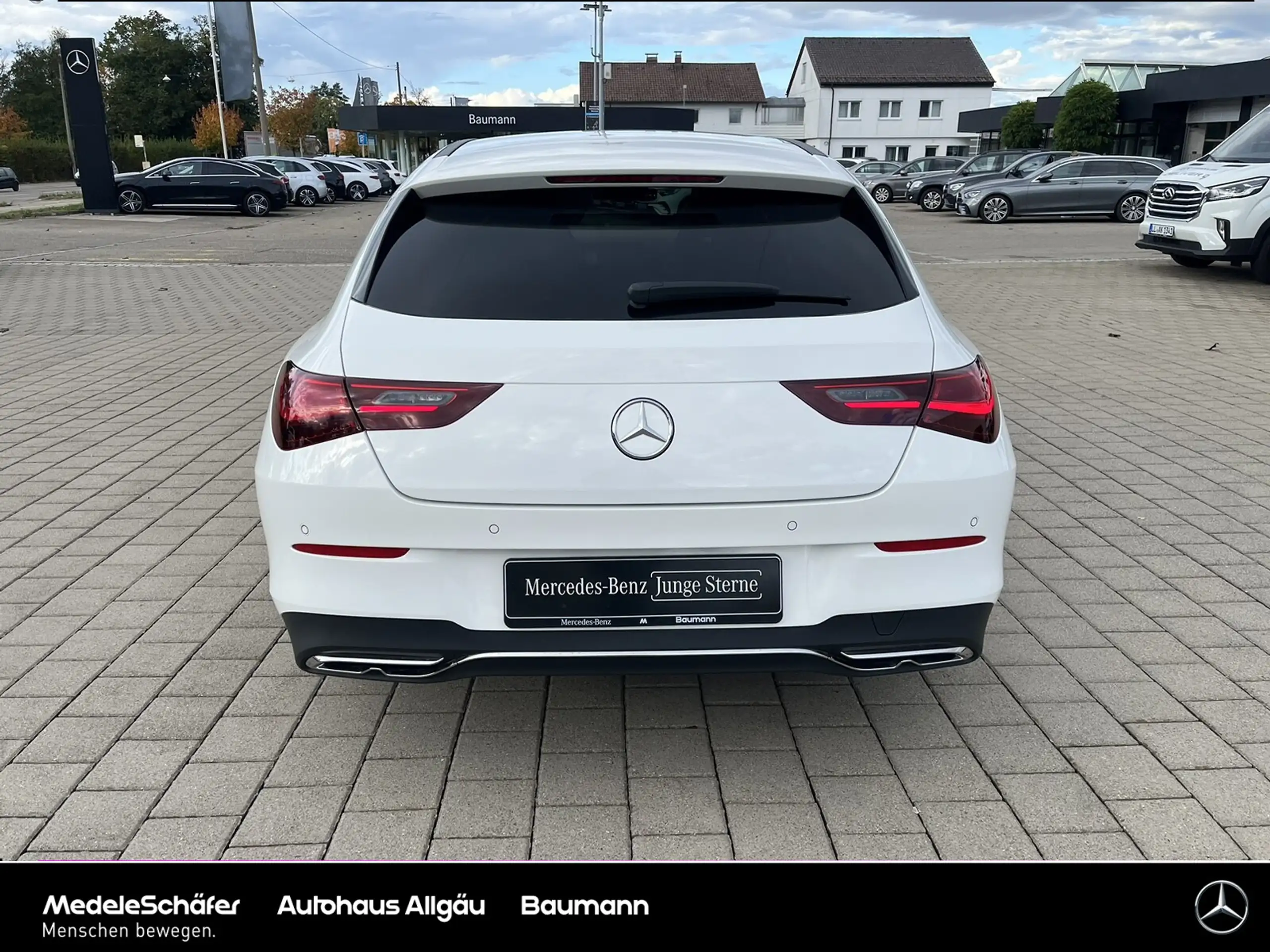 Mercedes-Benz - CLA 180