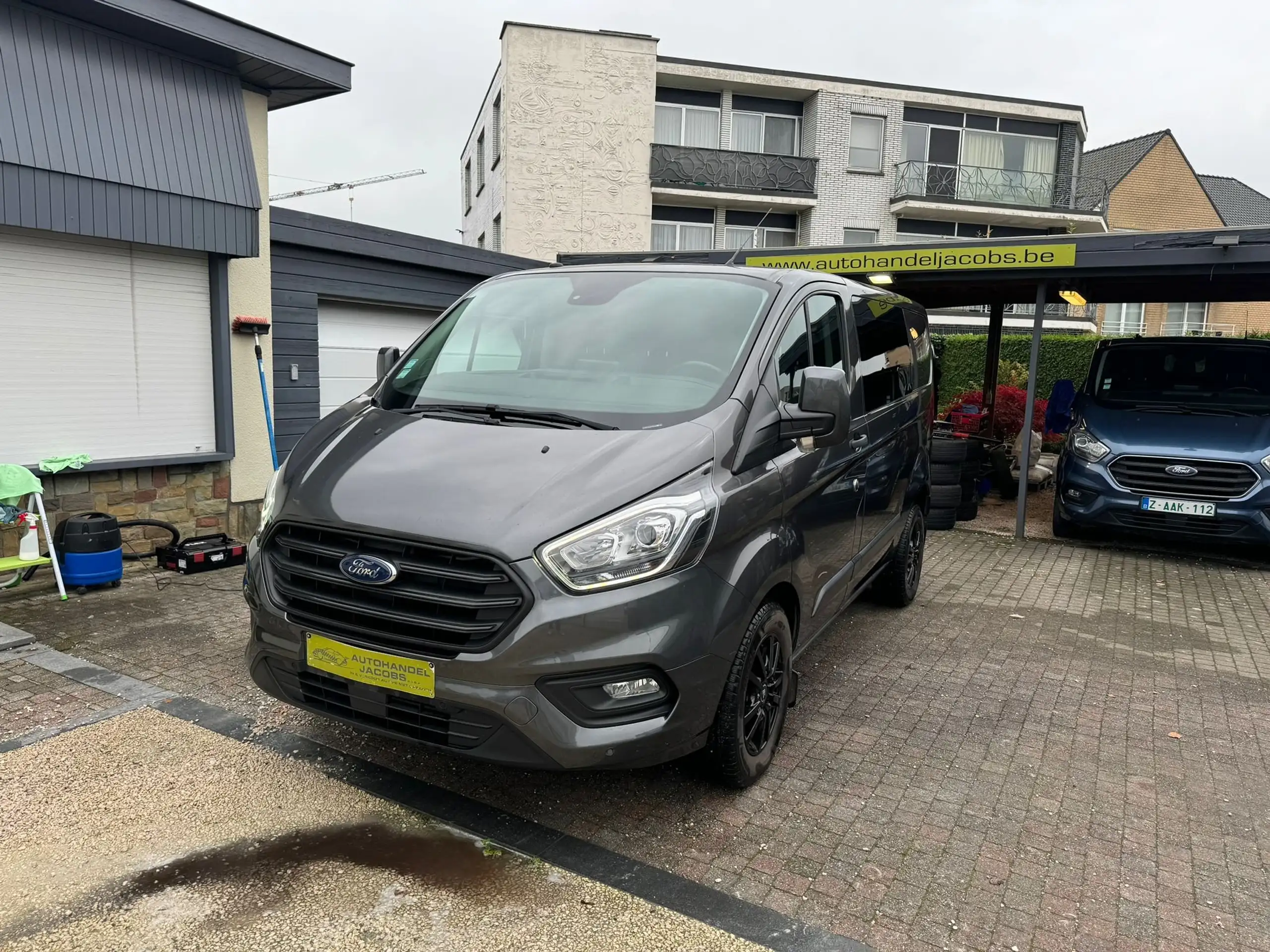 Ford - Transit Custom