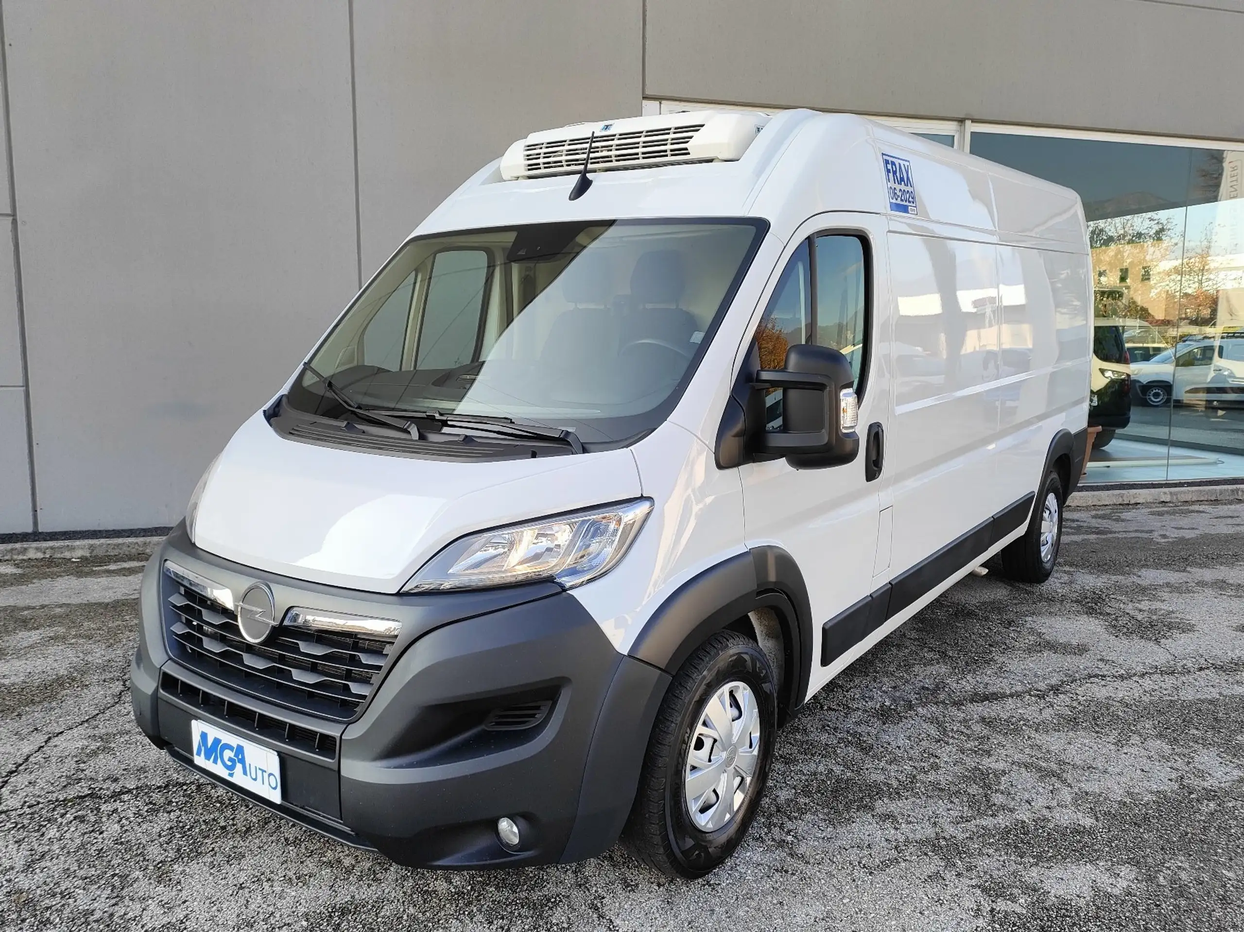 Opel Movano 2023