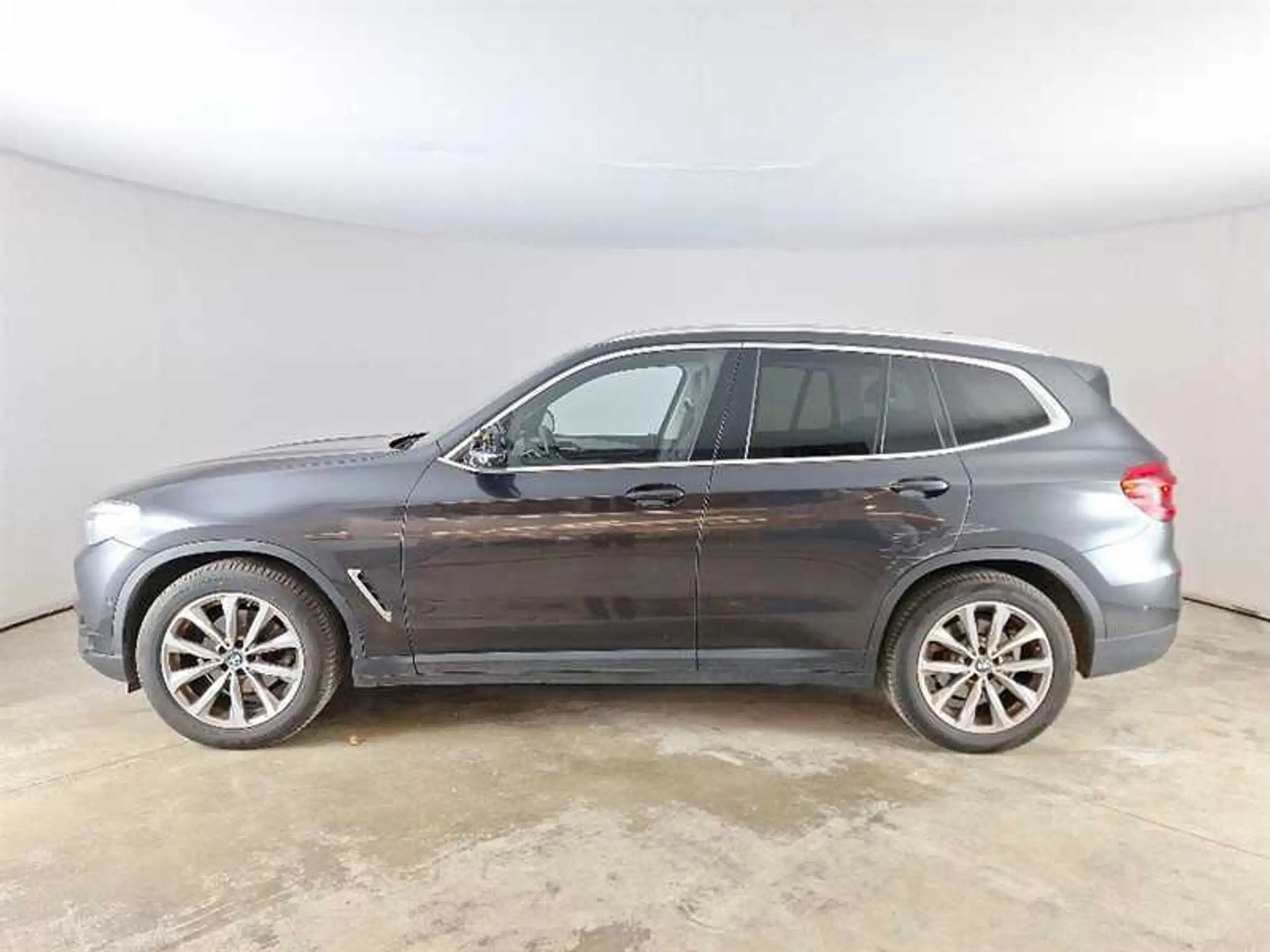 BMW - X3