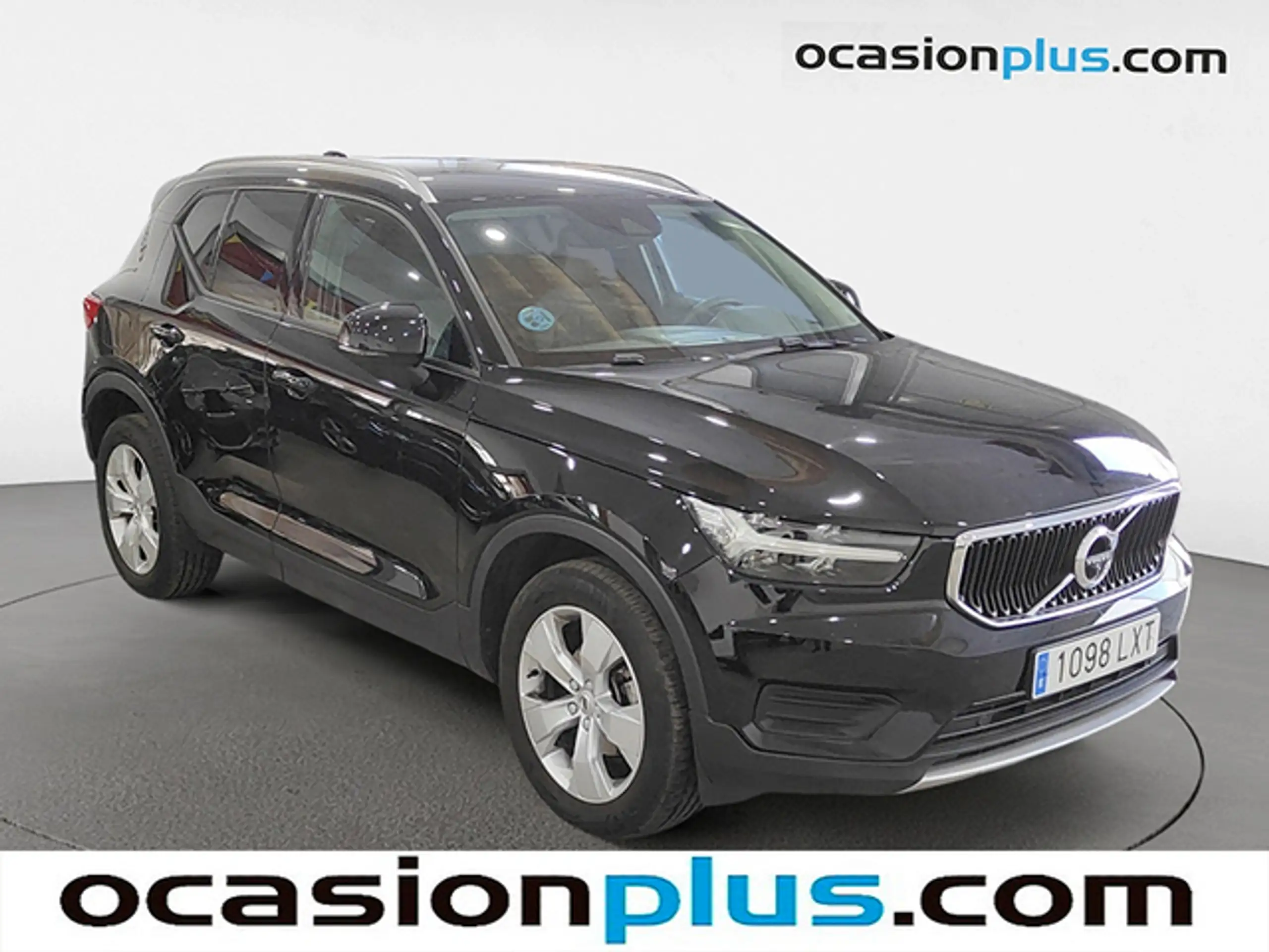 Volvo - XC40