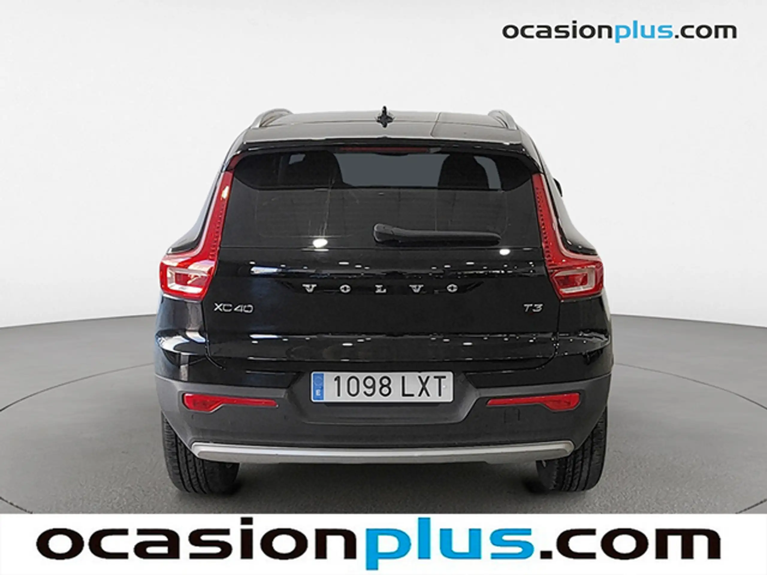 Volvo - XC40