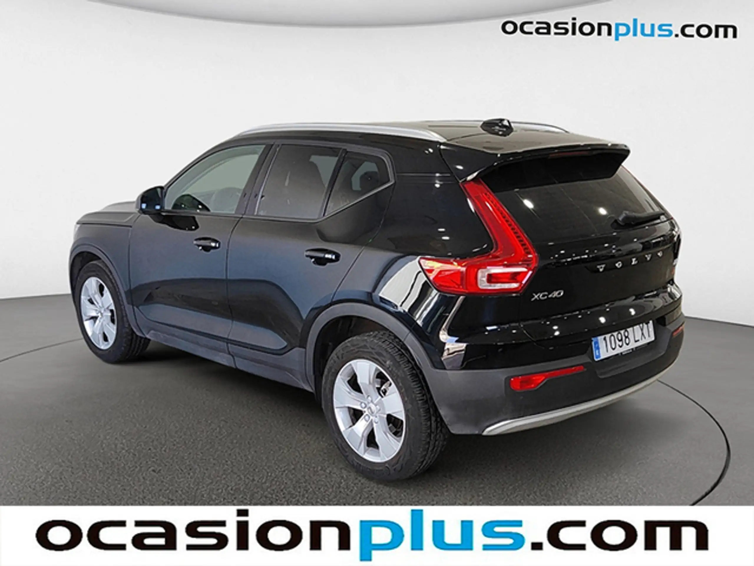 Volvo - XC40