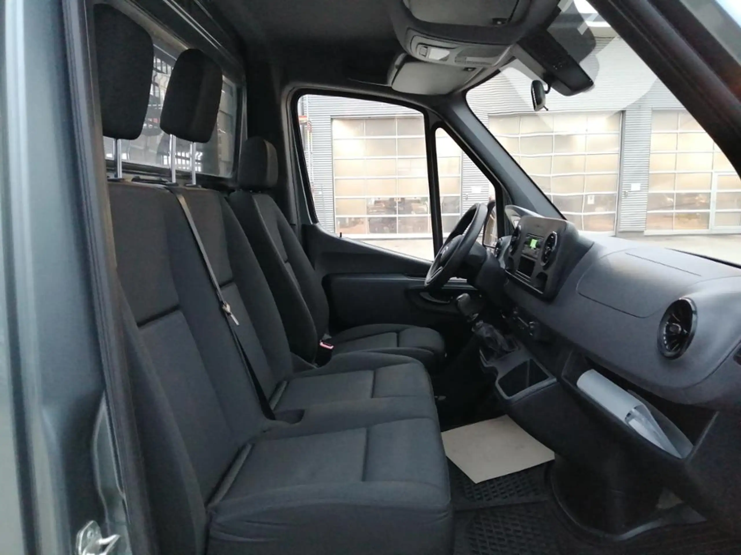 Mercedes-Benz - Sprinter