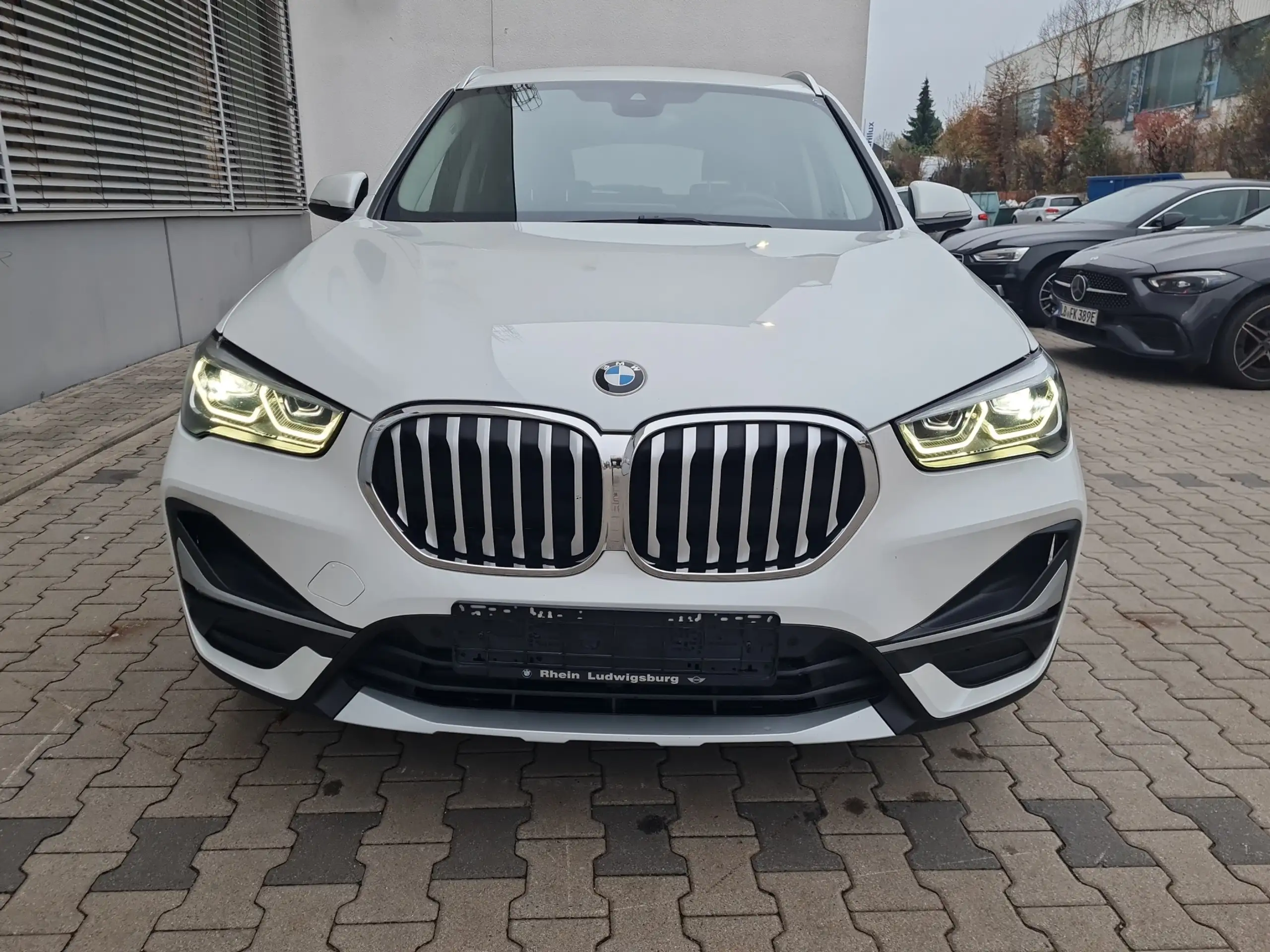 BMW - X1