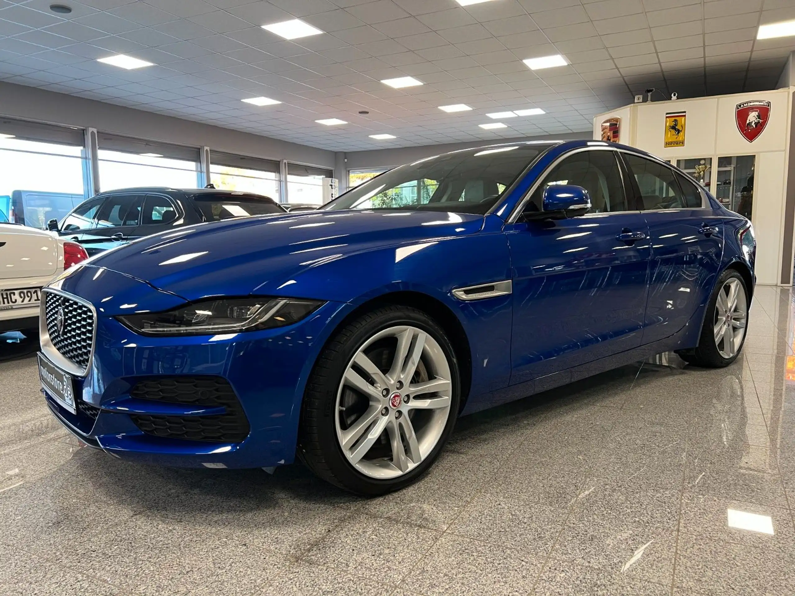 Jaguar - XE