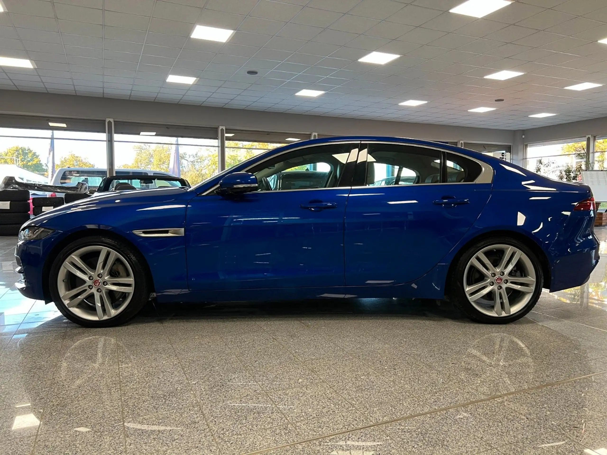 Jaguar - XE