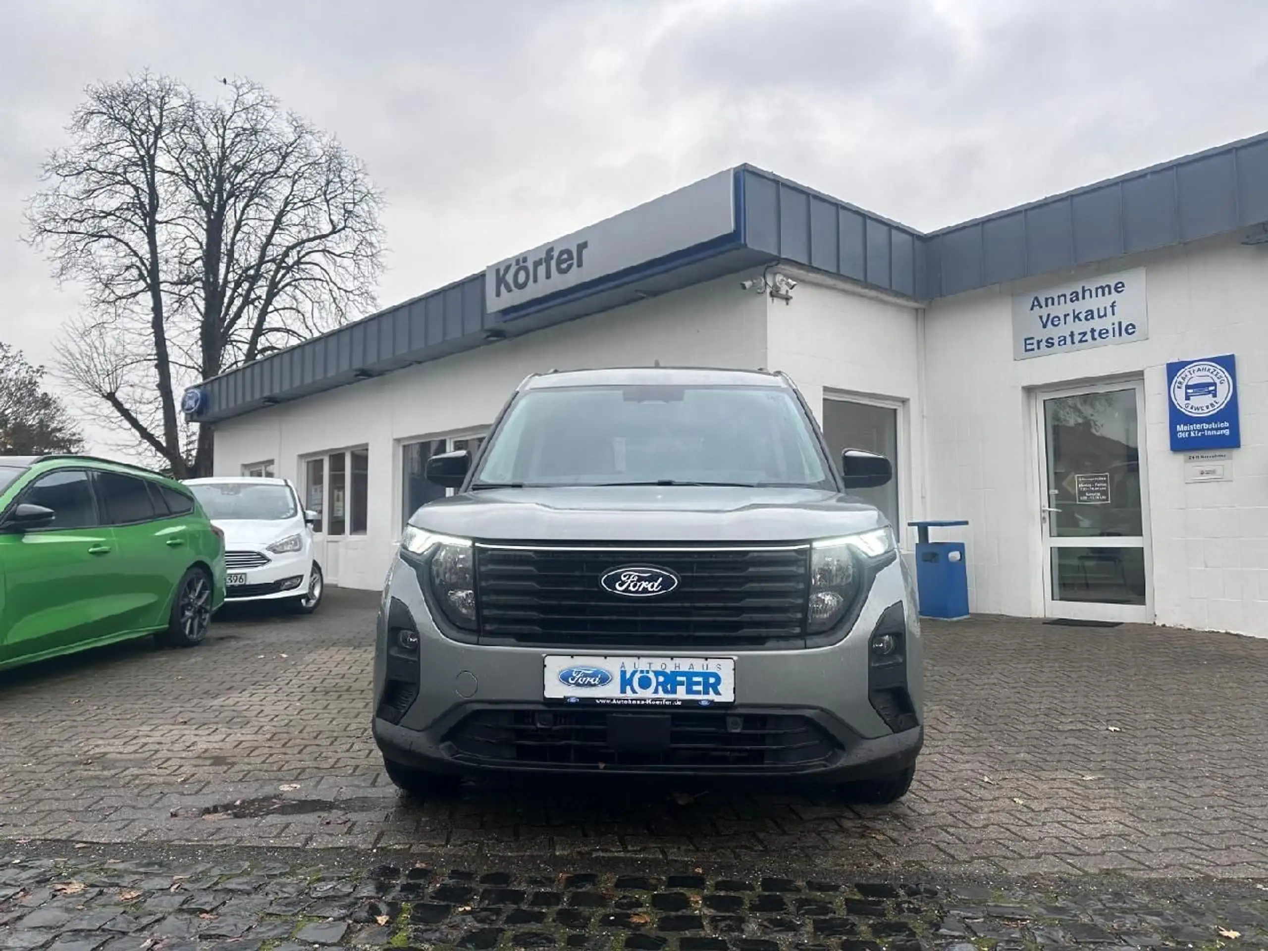 Ford - Tourneo Courier