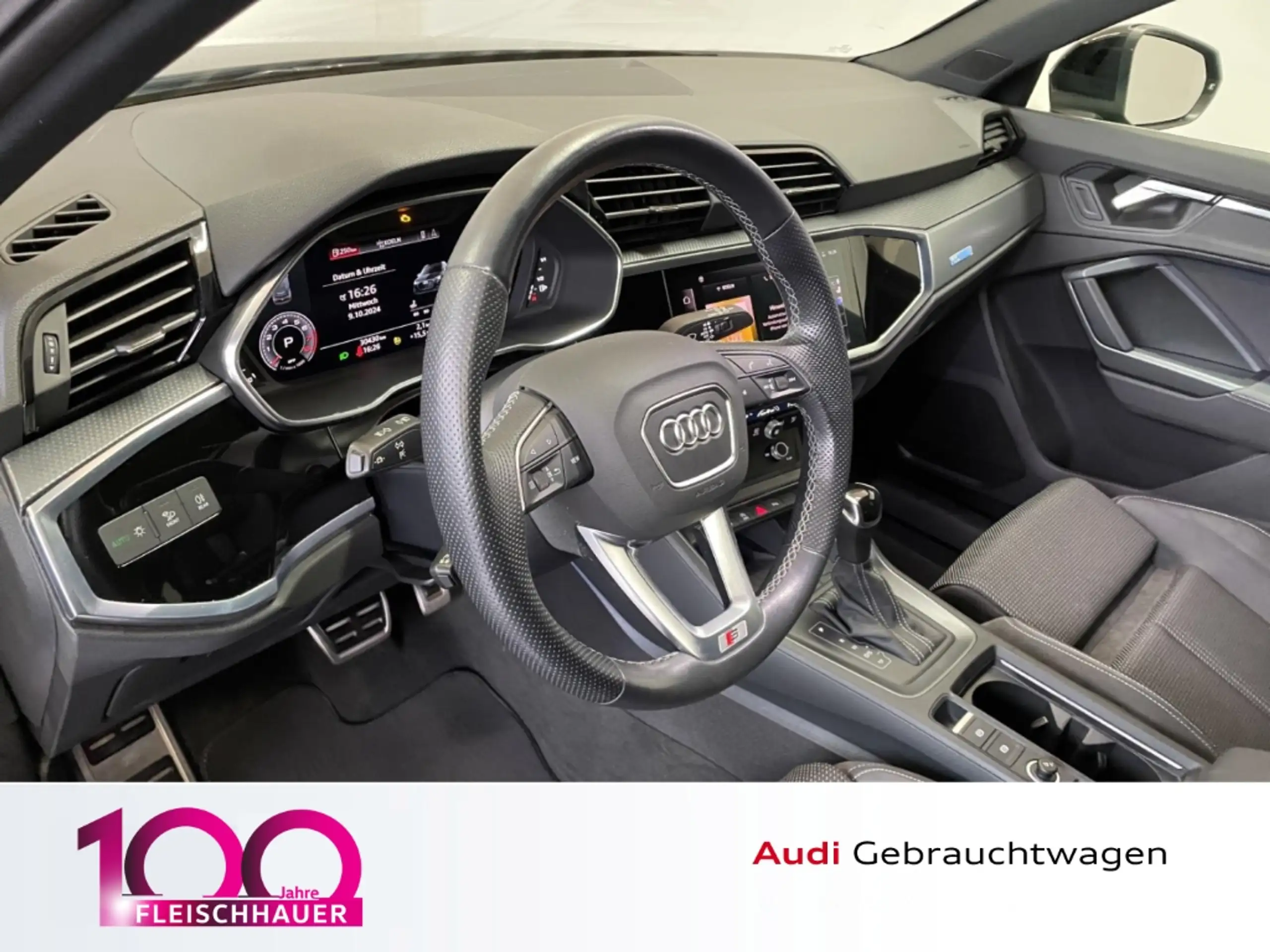 Audi - Q3