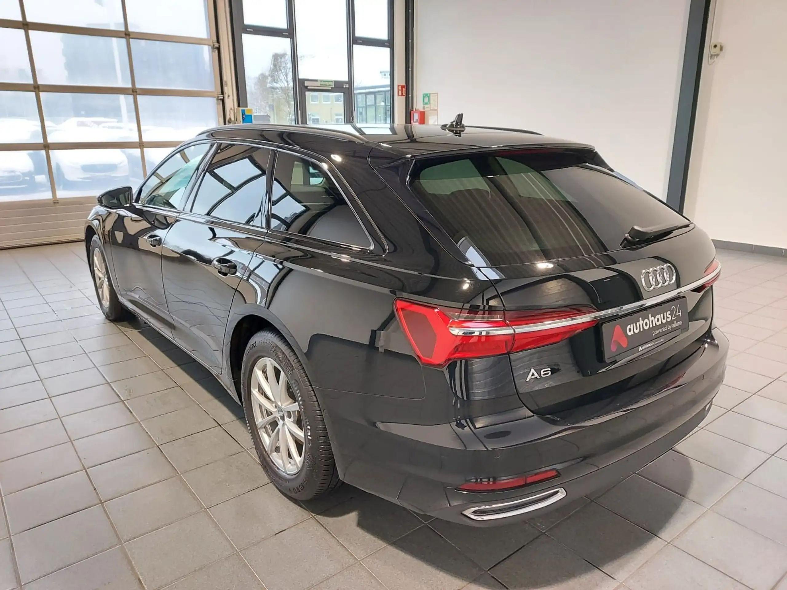 Audi - A6