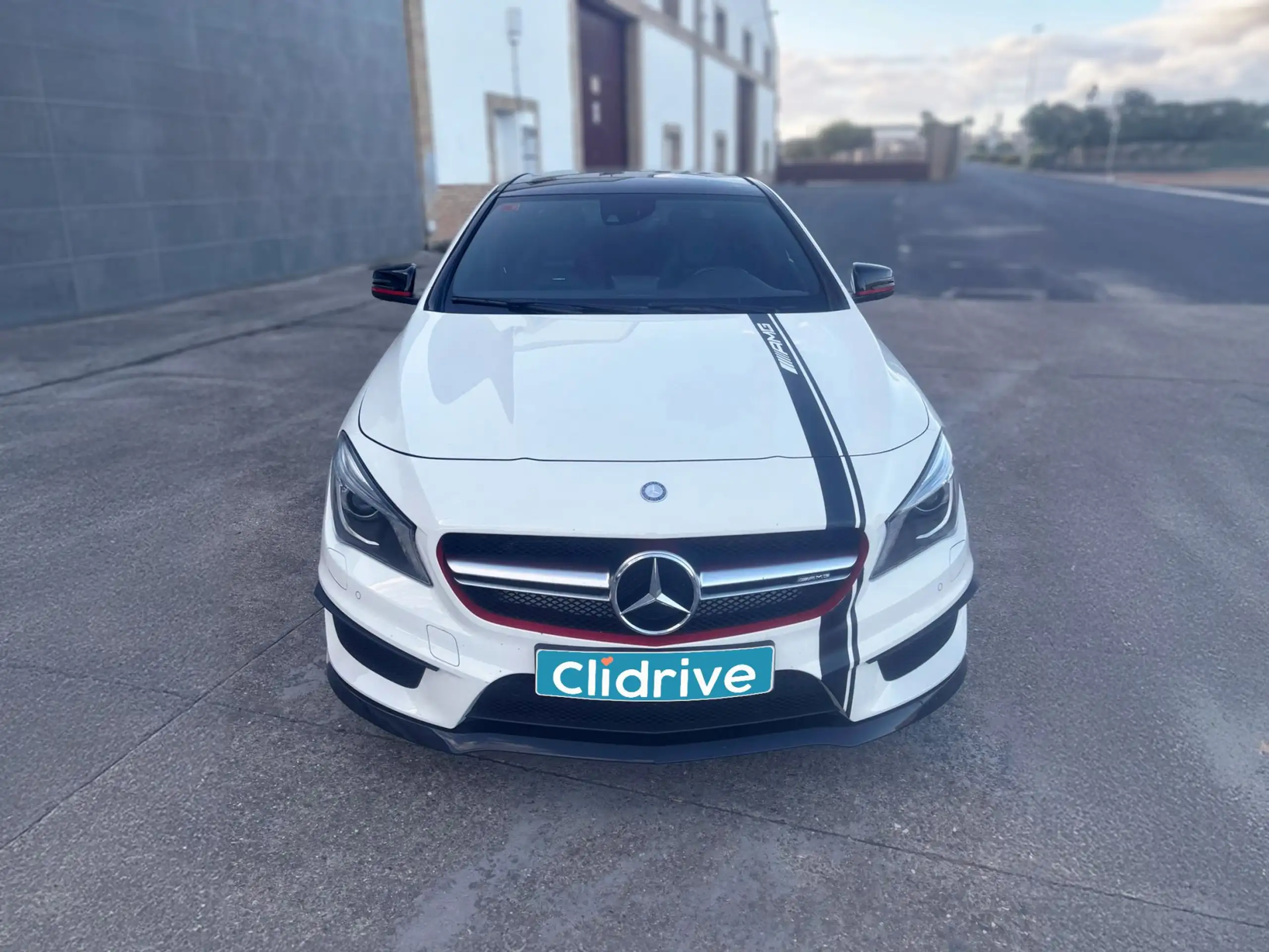 Mercedes-Benz - CLA 45 AMG