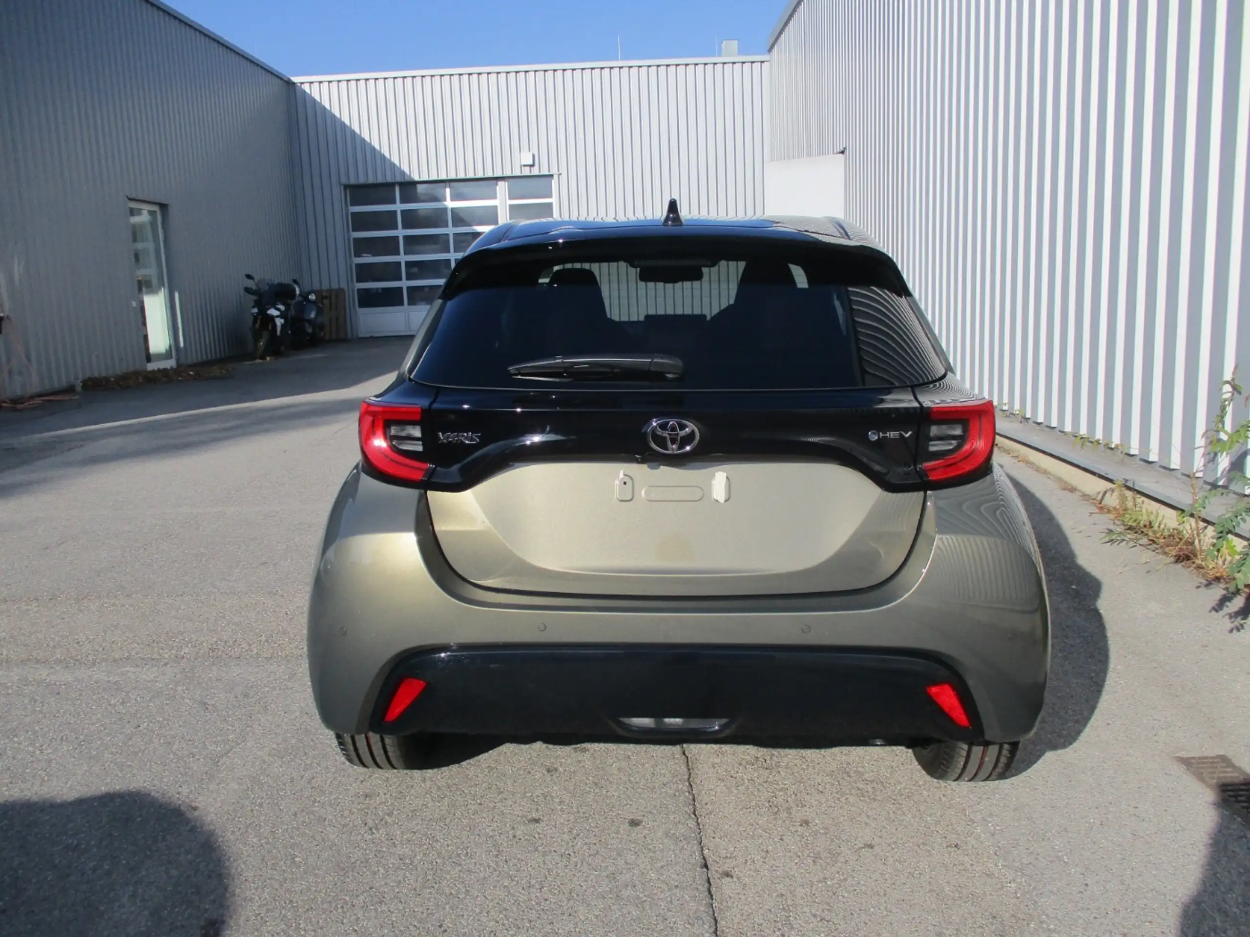 Toyota - Yaris