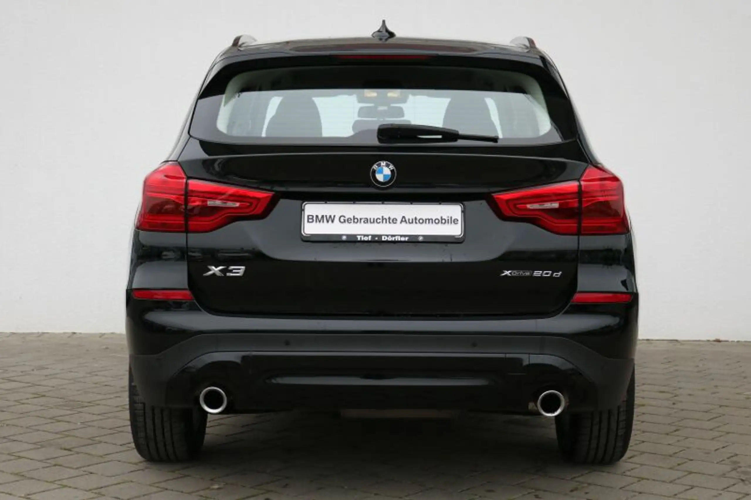 BMW - X3