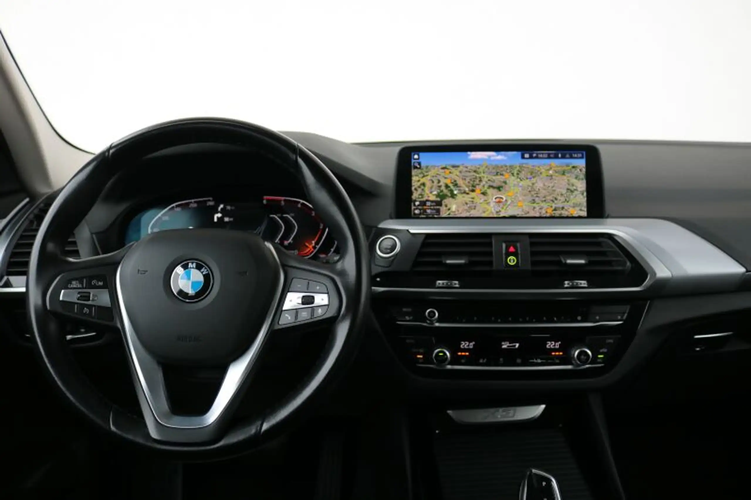 BMW - X3