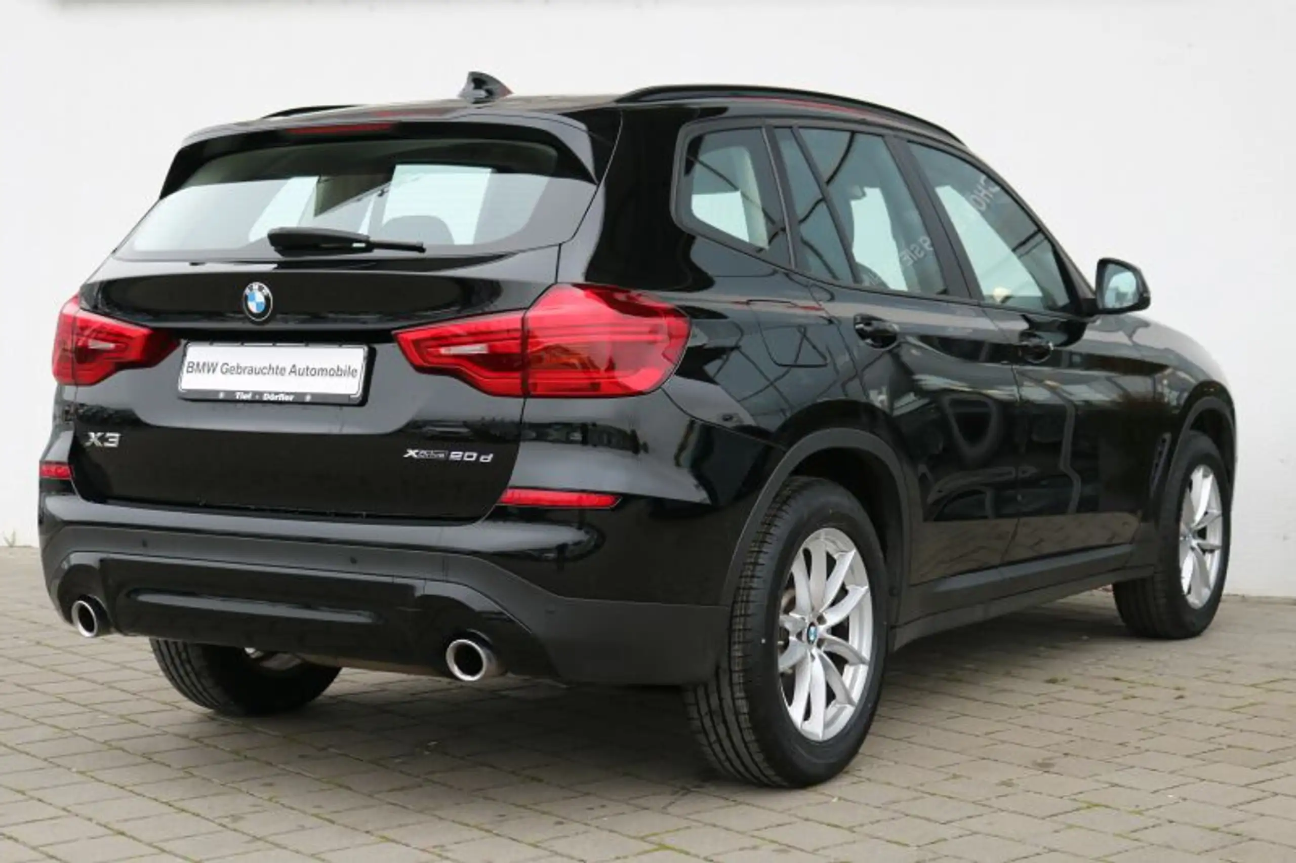 BMW - X3