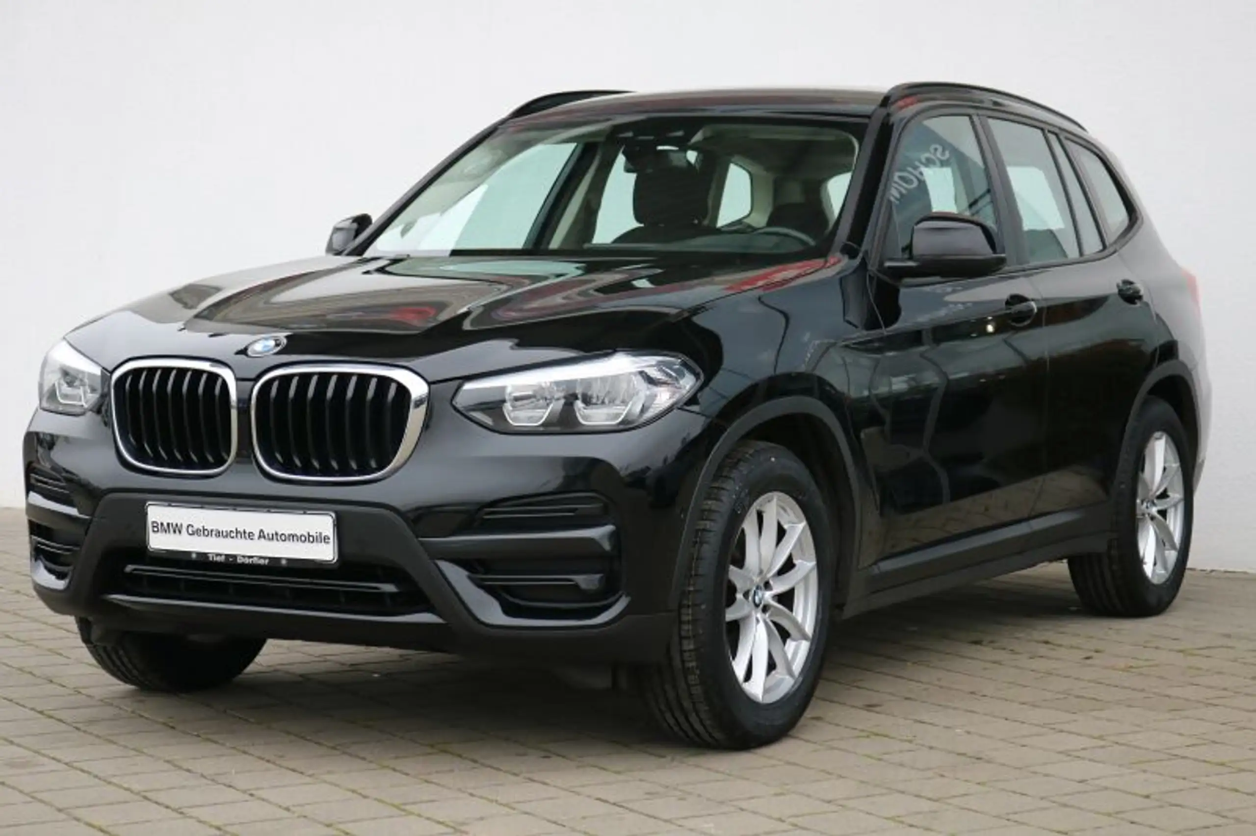 BMW - X3