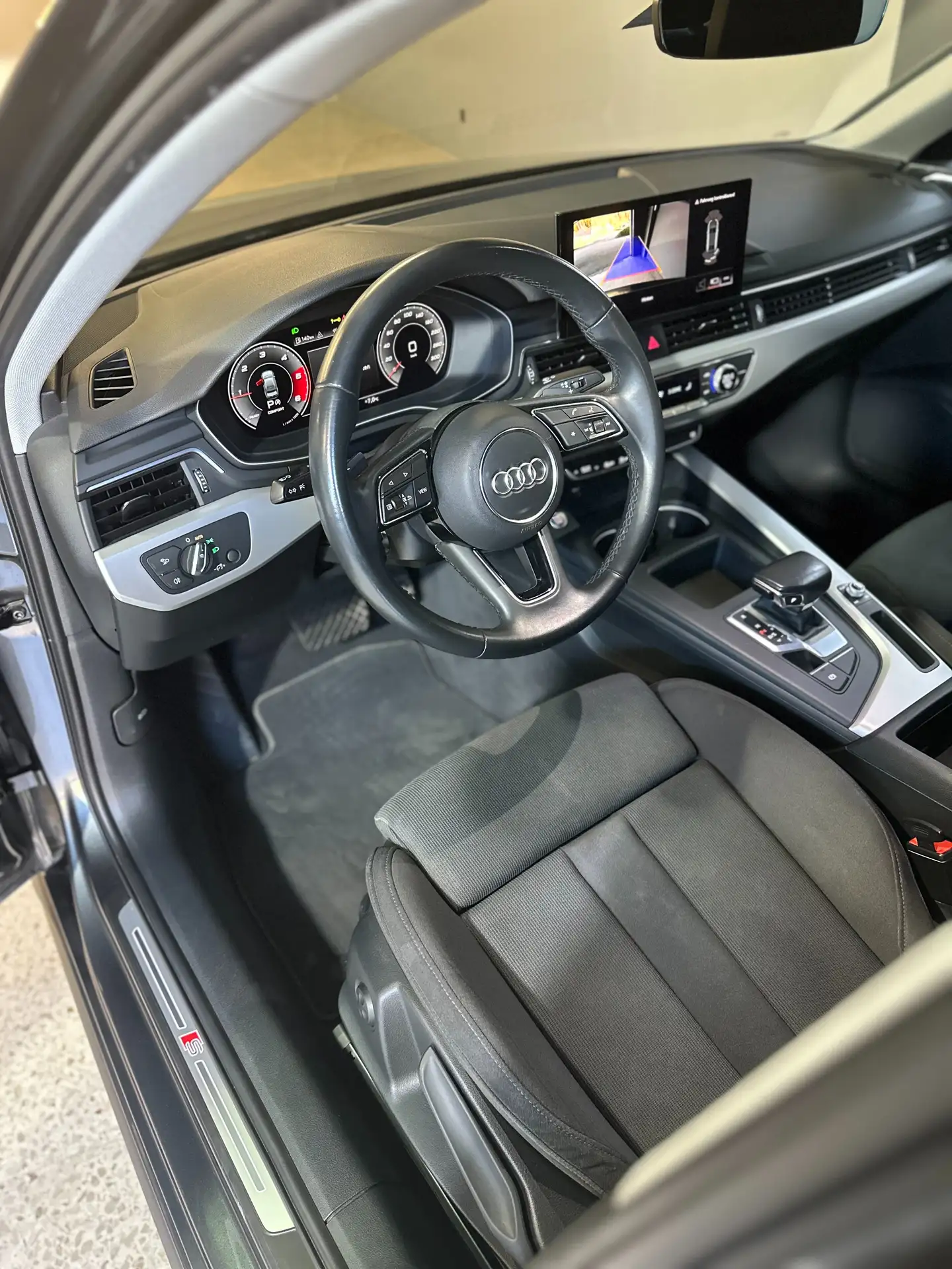 Audi - A4