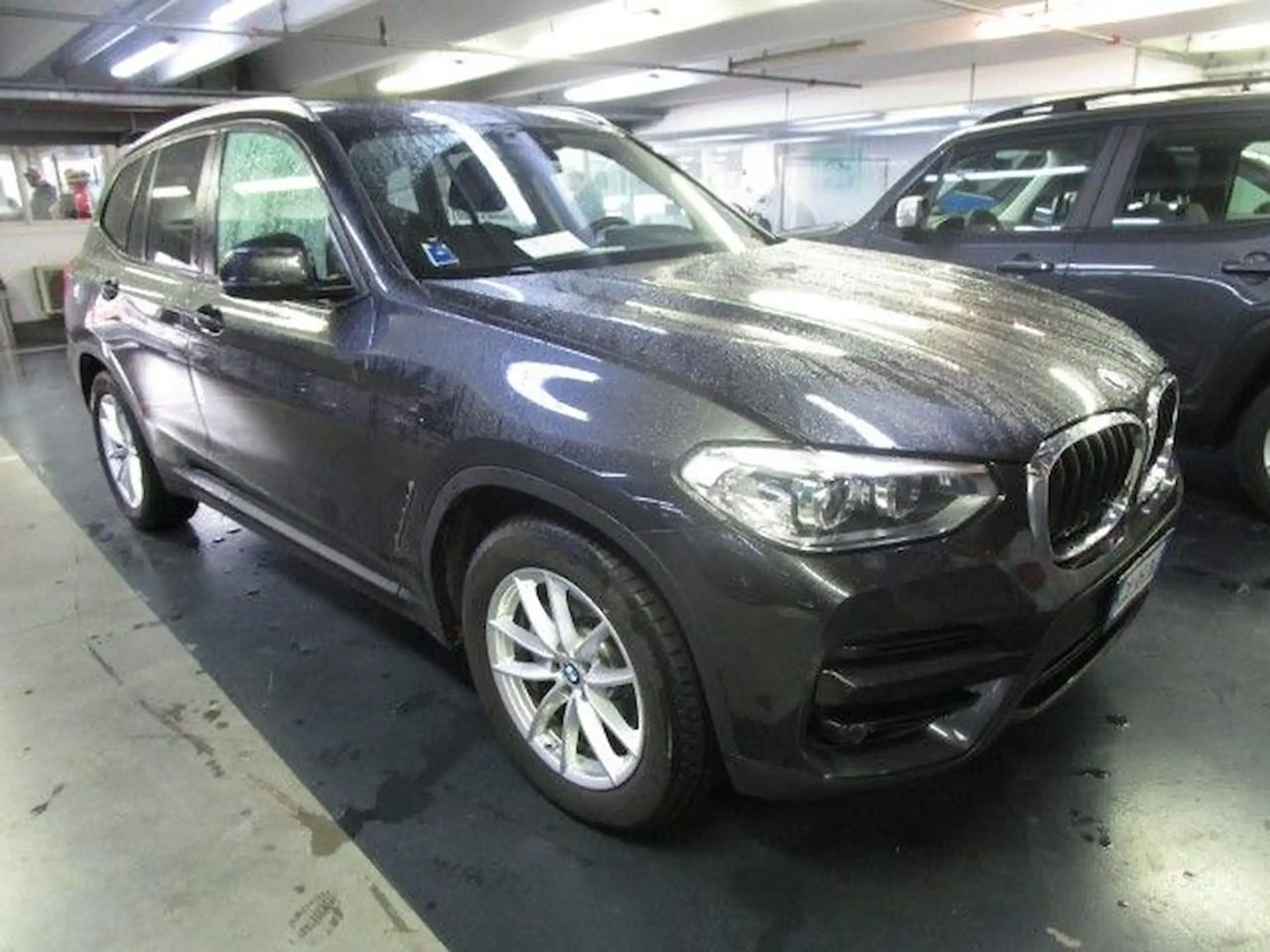 BMW - X3