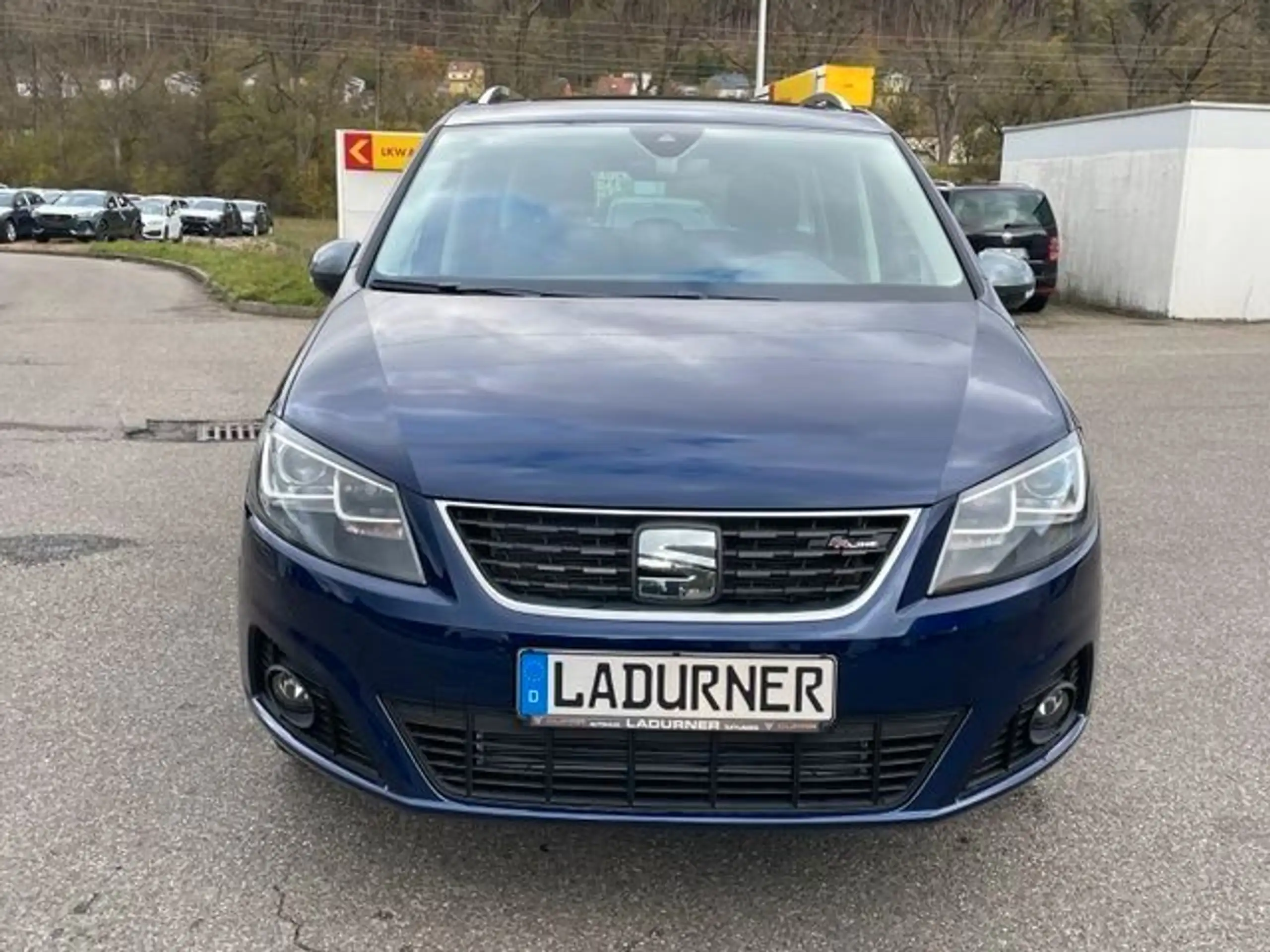 SEAT - Alhambra