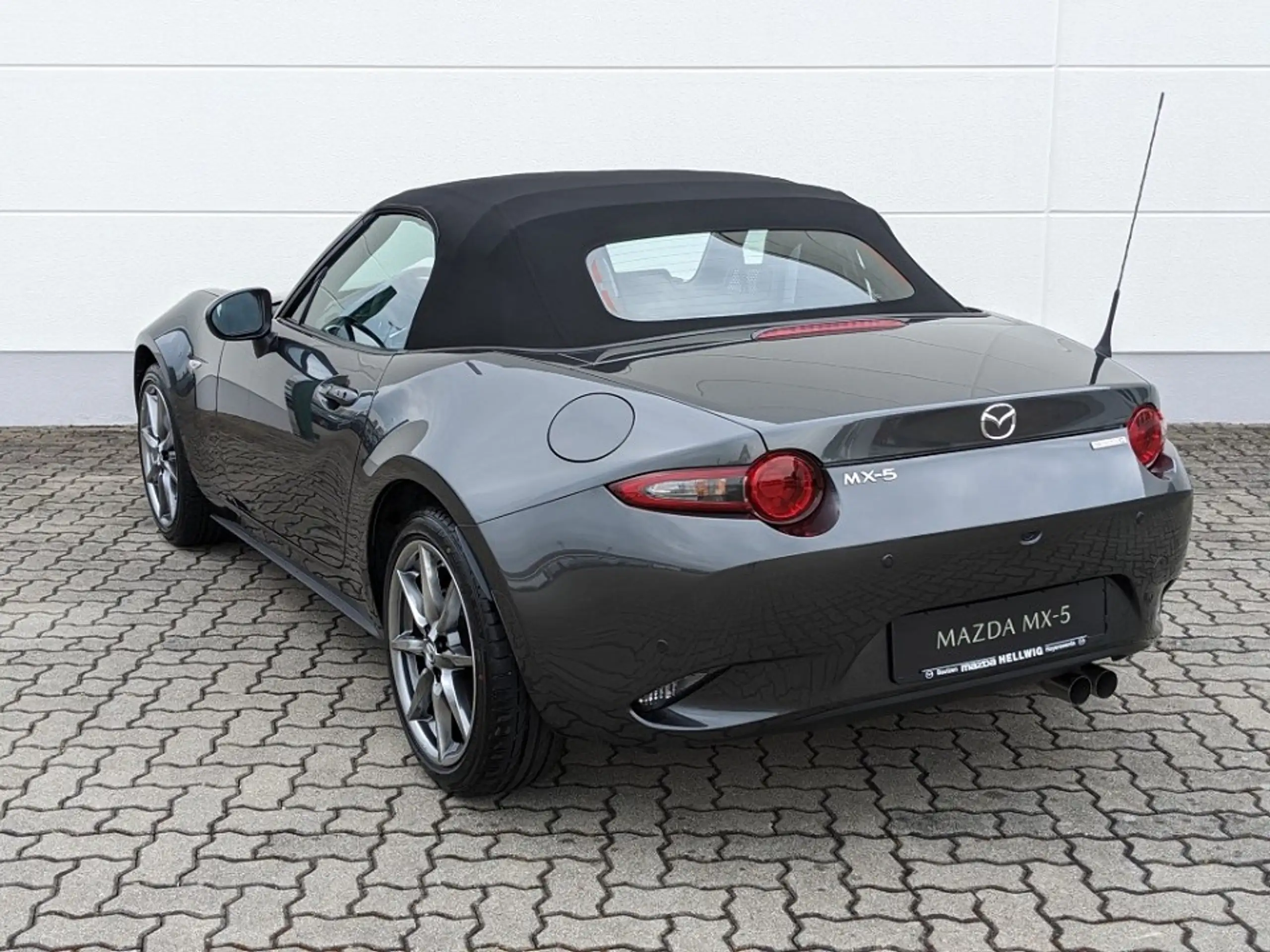 Mazda - MX-5