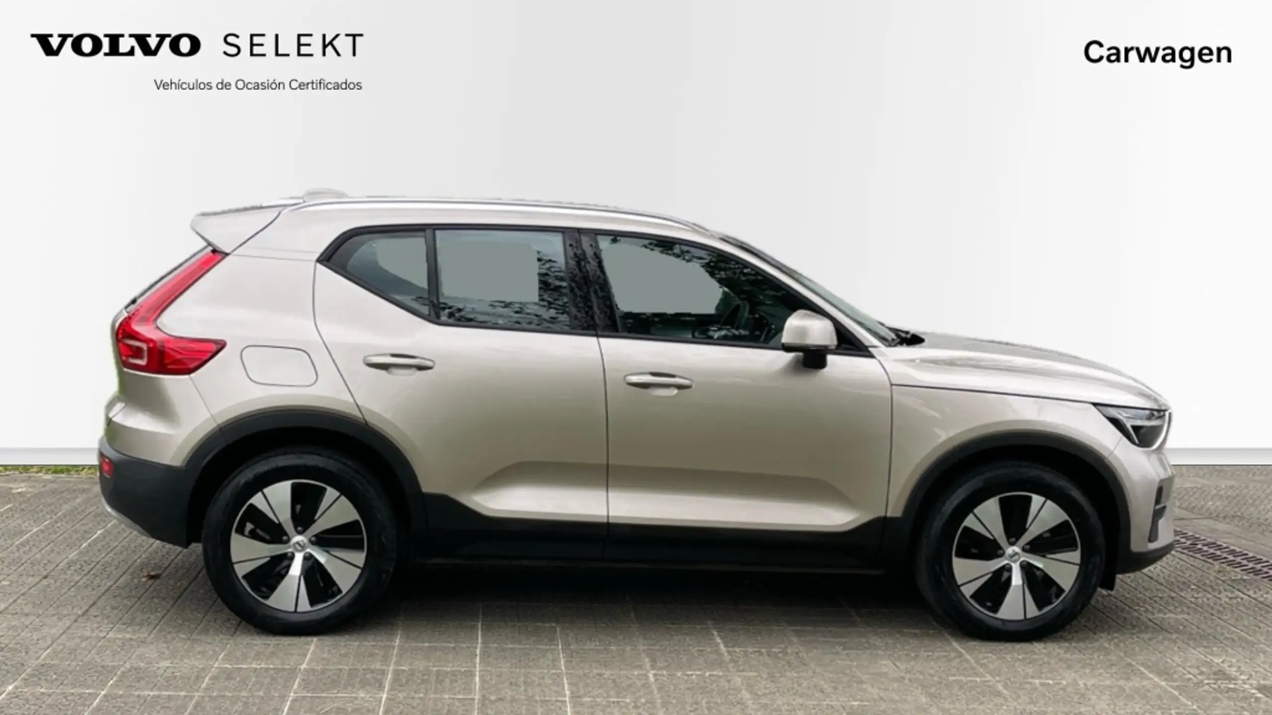 Volvo - XC40