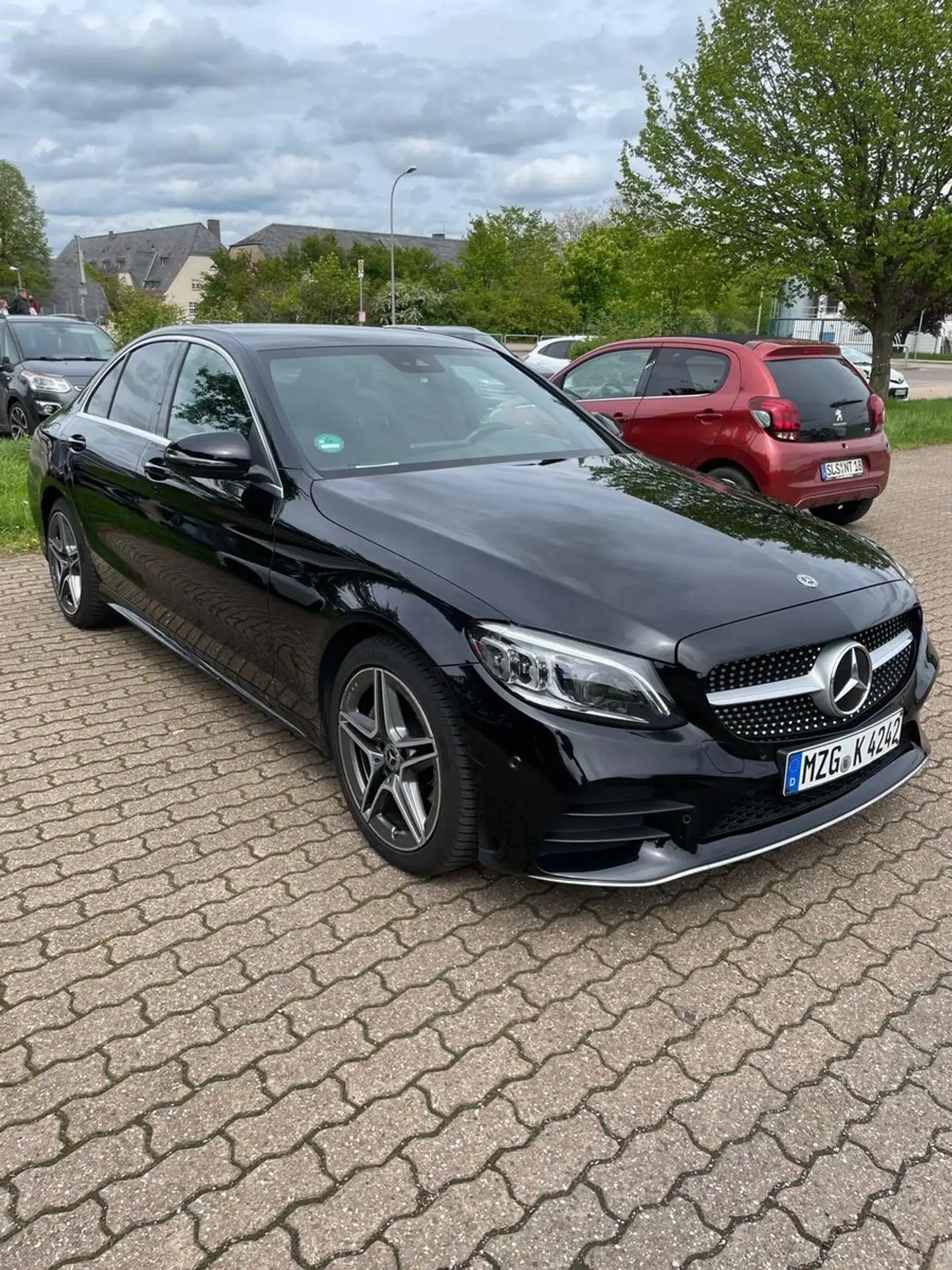 Mercedes-Benz - C 200