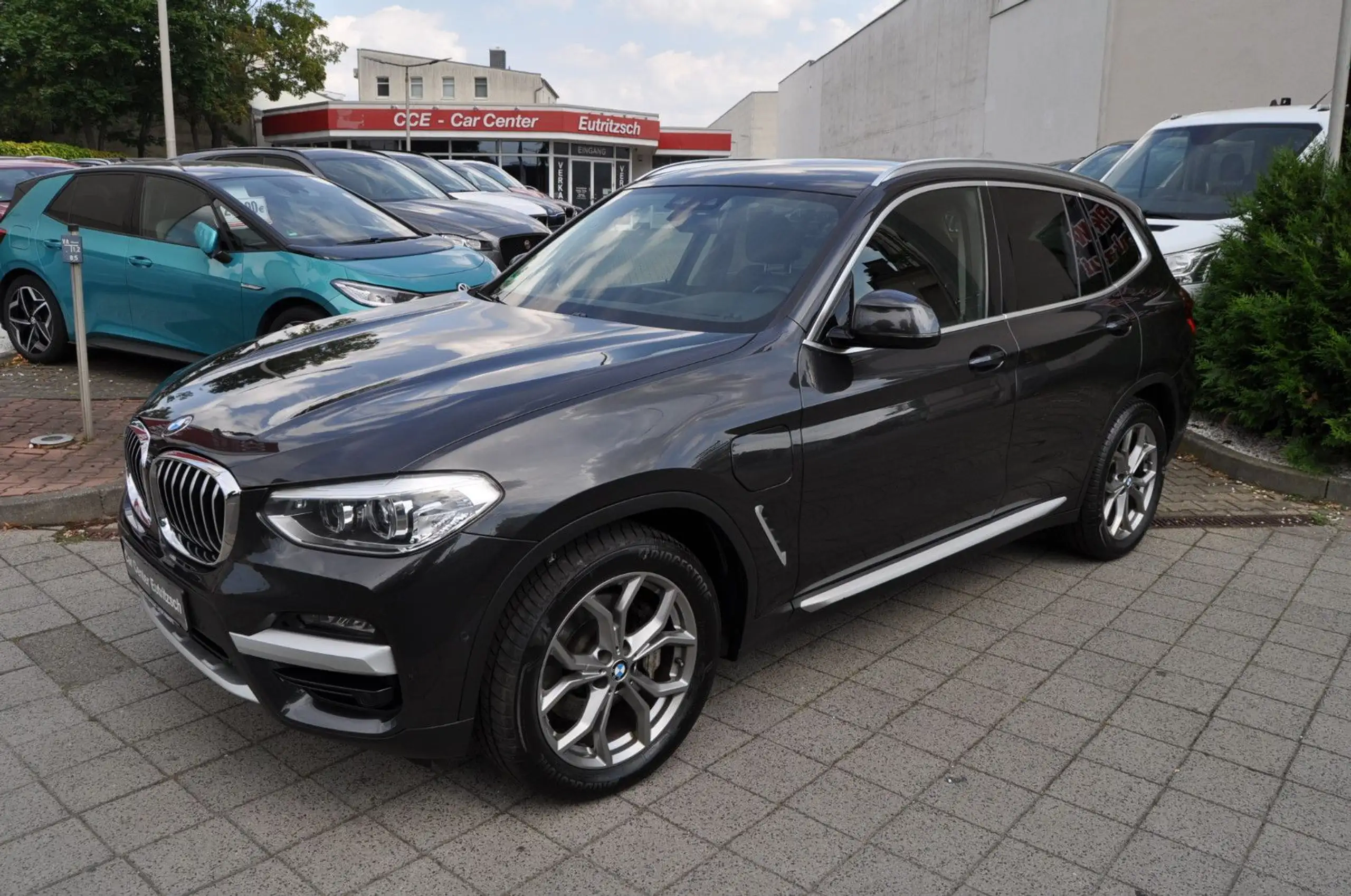 BMW - X3