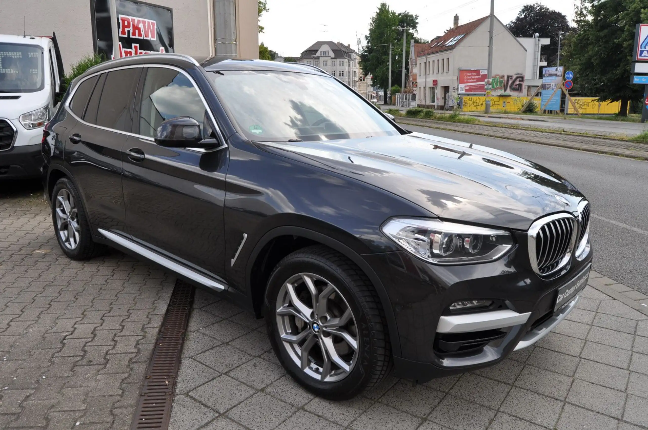 BMW - X3