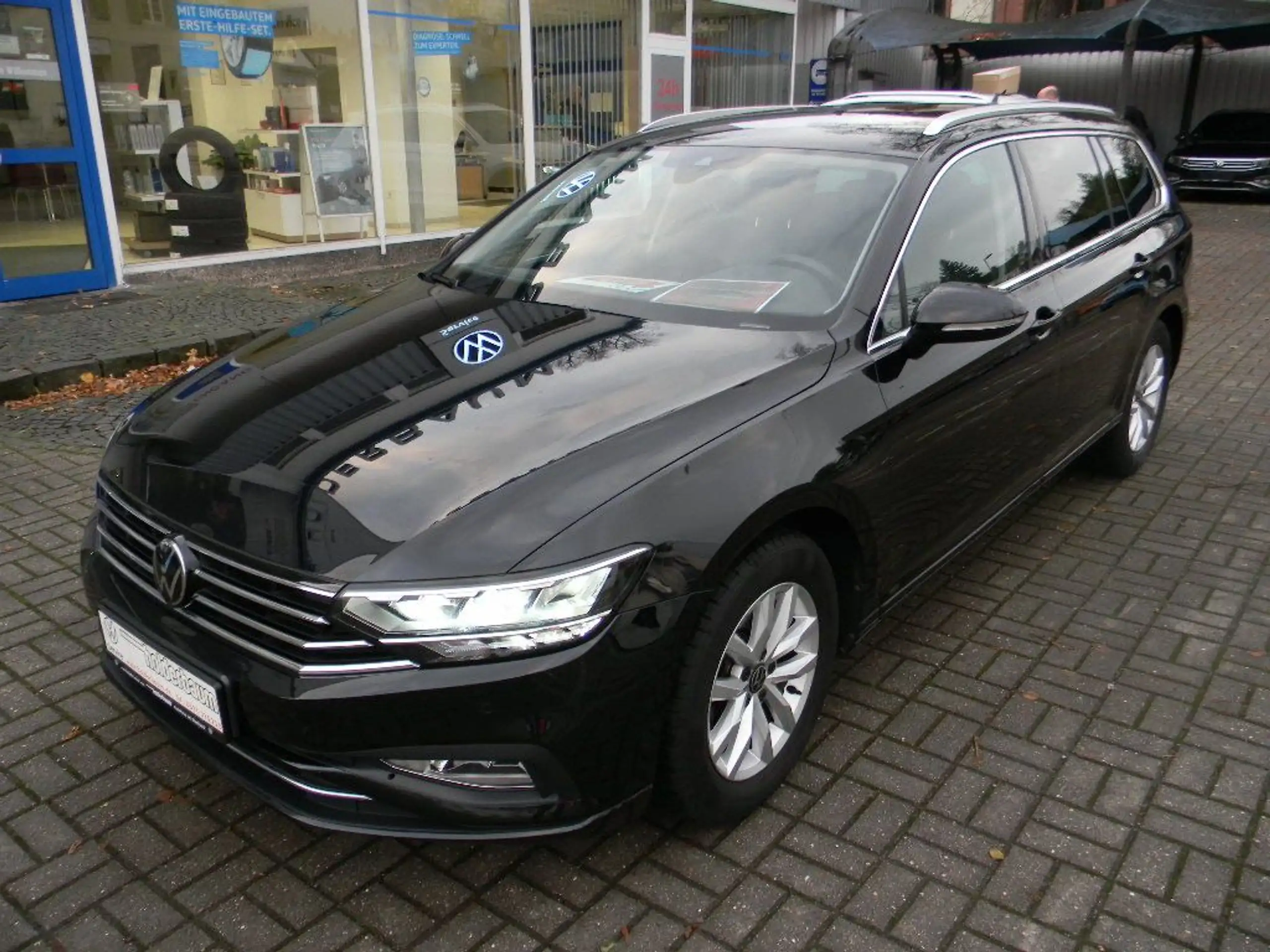 Volkswagen - Passat Variant