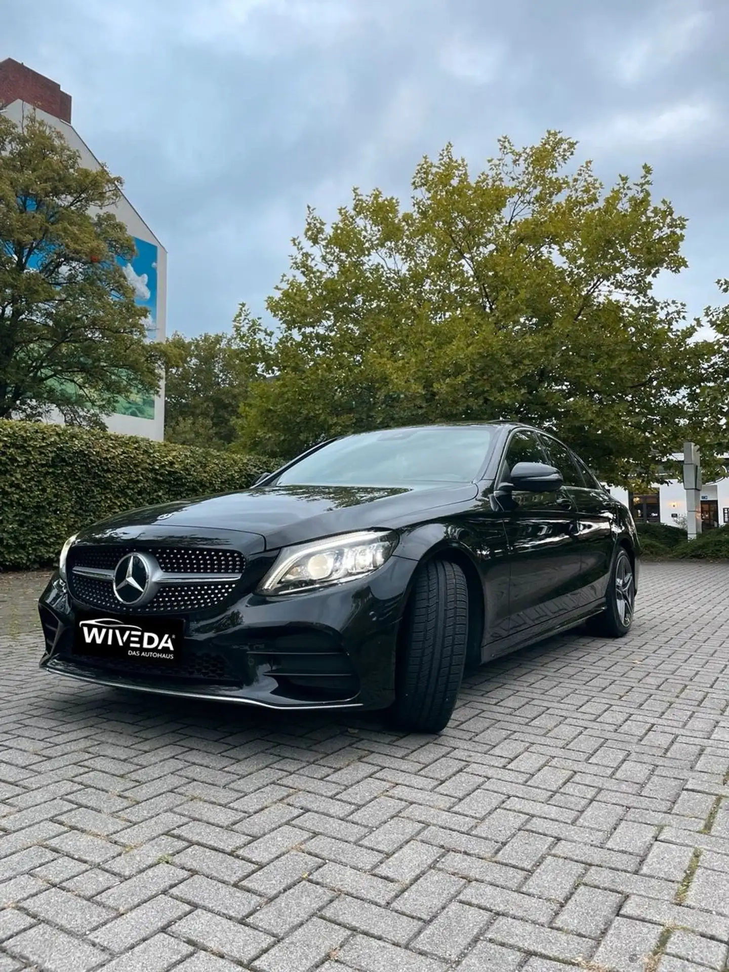 Mercedes-Benz - C 220