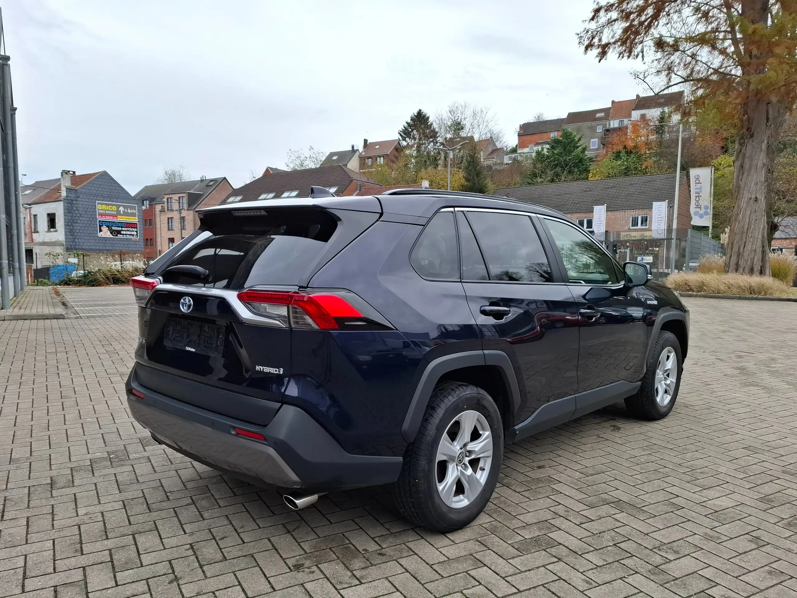 Toyota - RAV 4