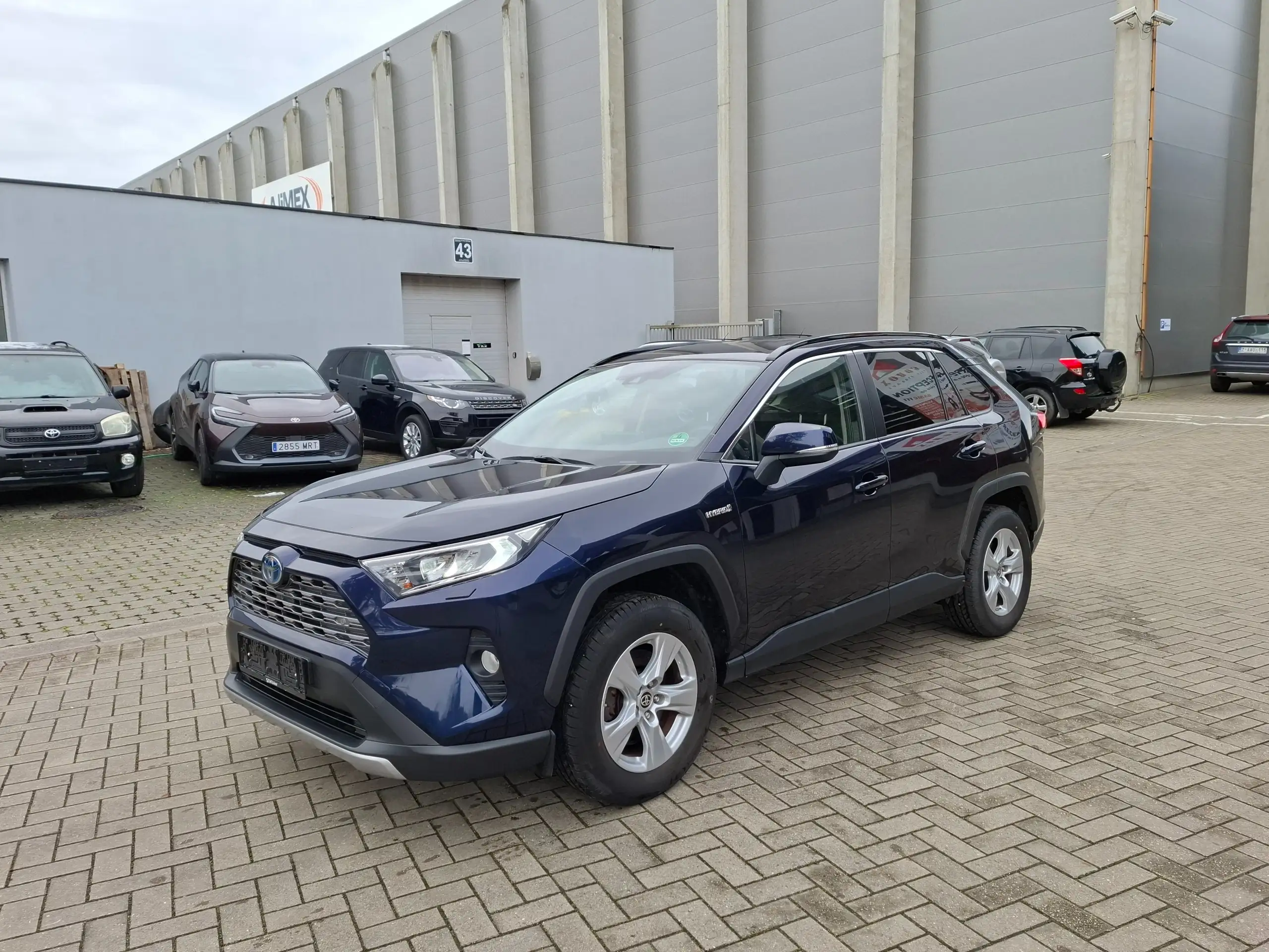 Toyota - RAV 4