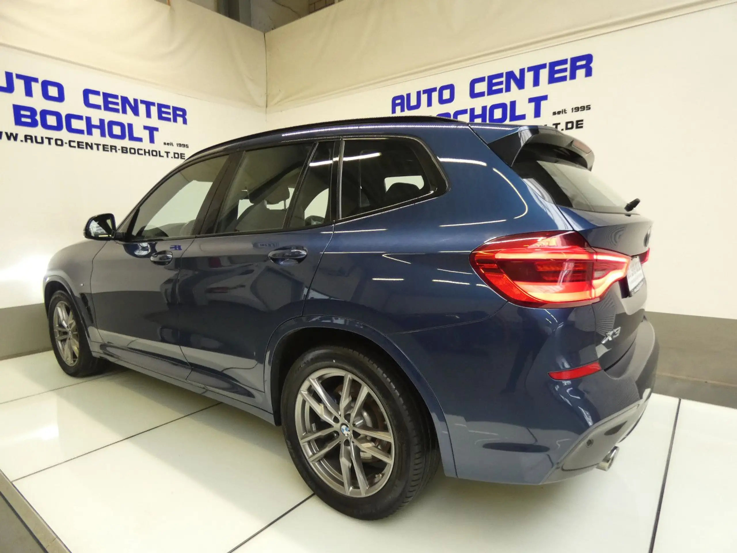 BMW - X3