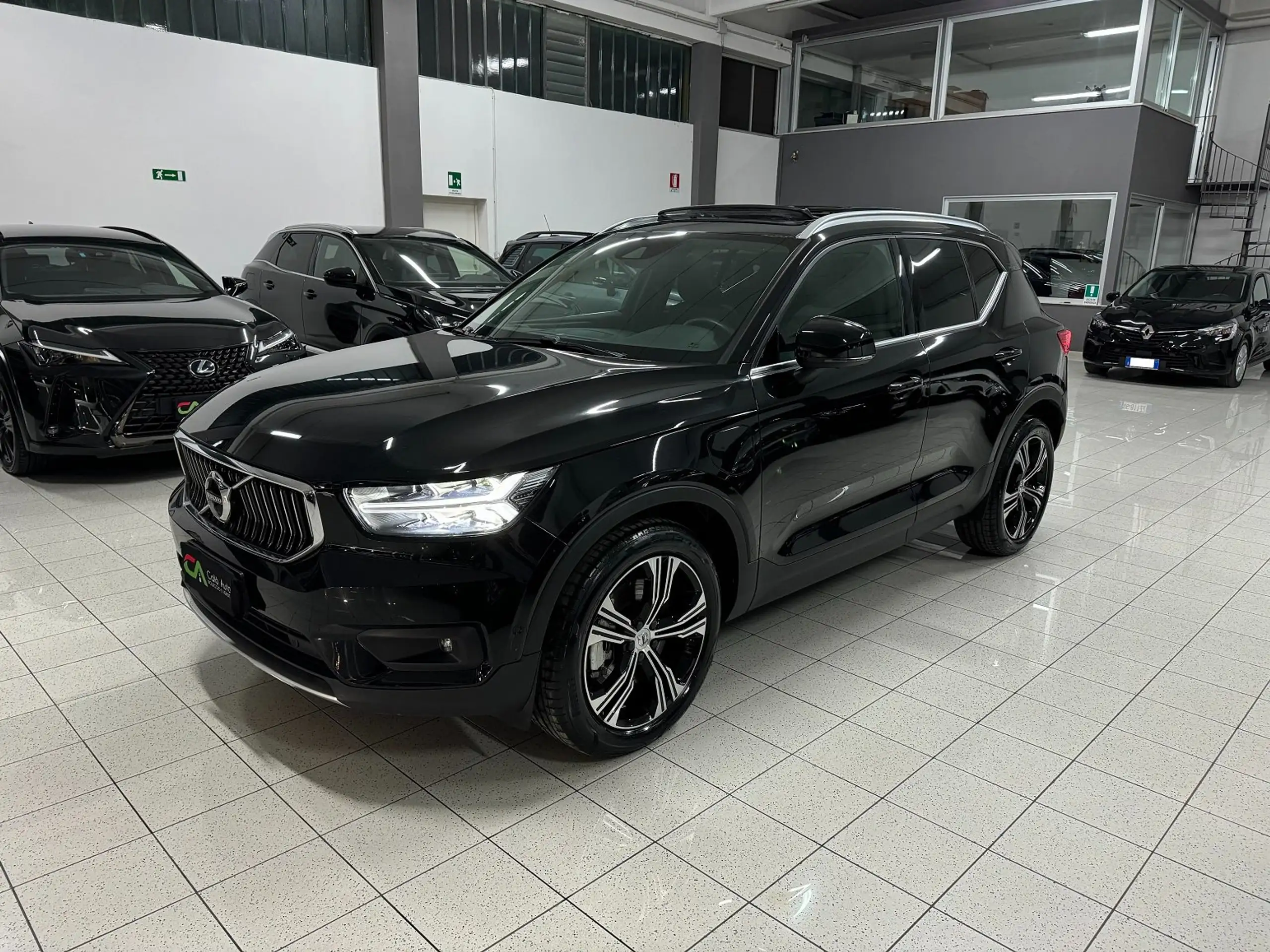 Volvo - XC40