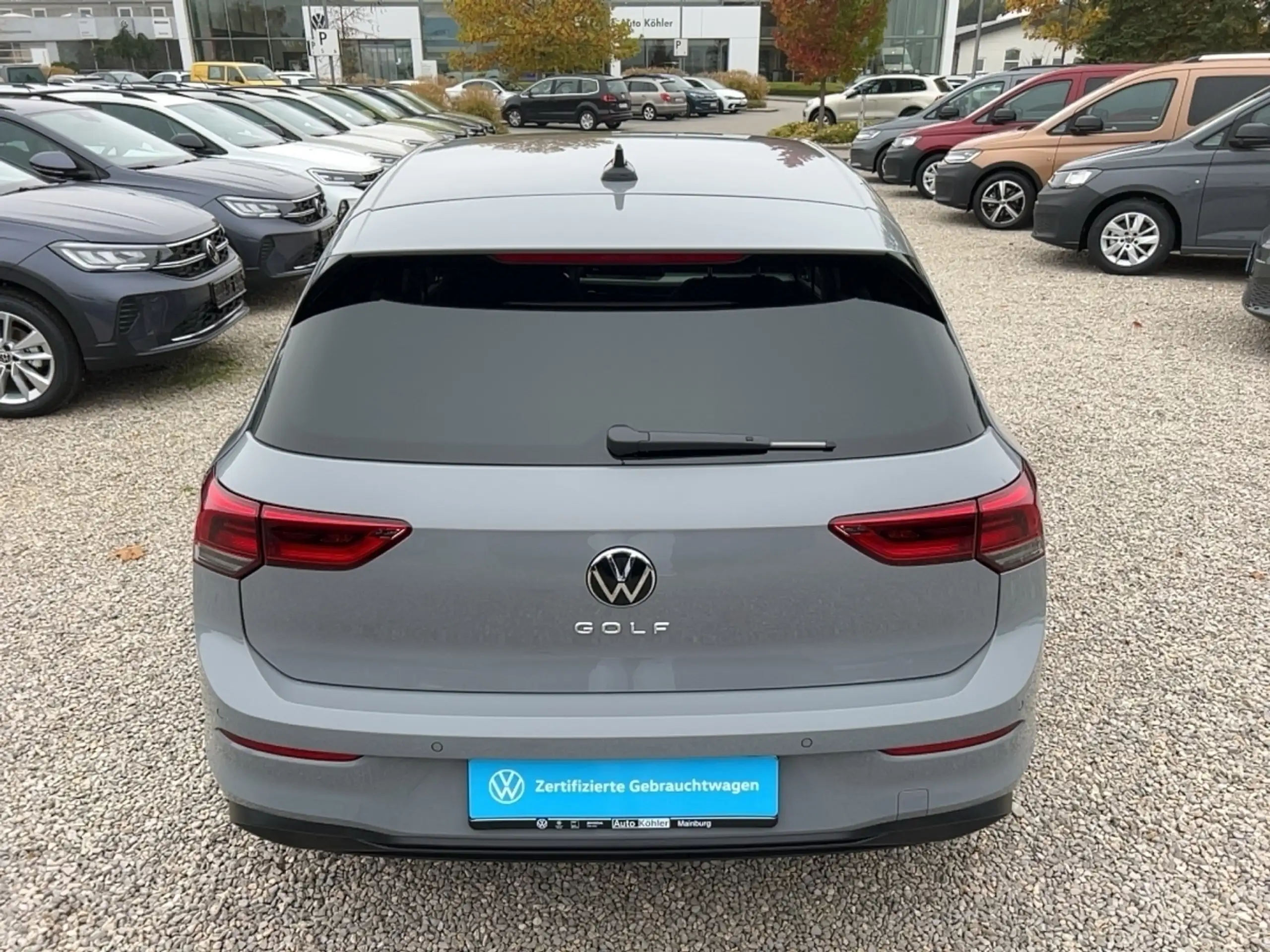 Volkswagen - Golf